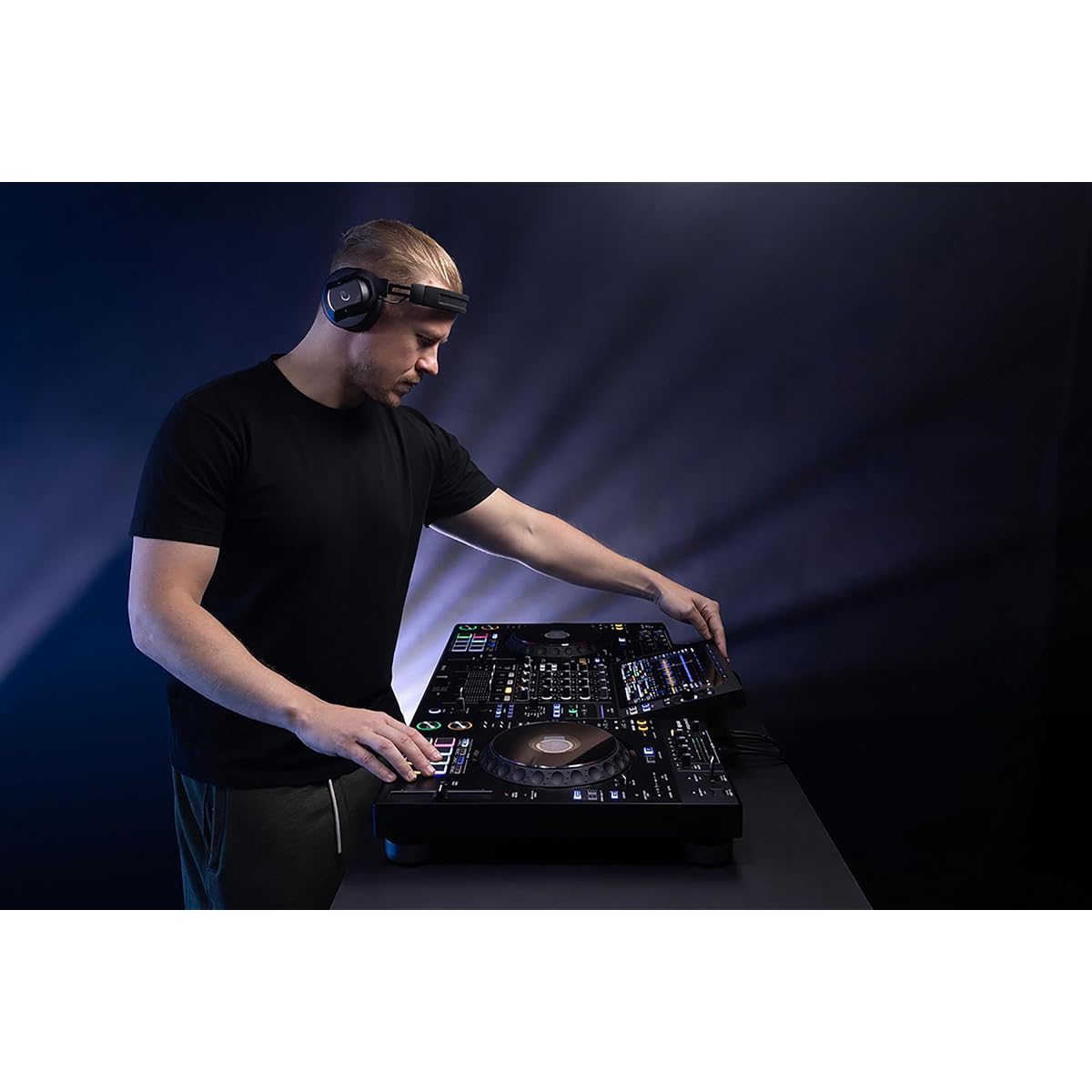 $111/mo - Finance Pioneer DJ XDJ-AZ Professional 4-Deck All-in-One