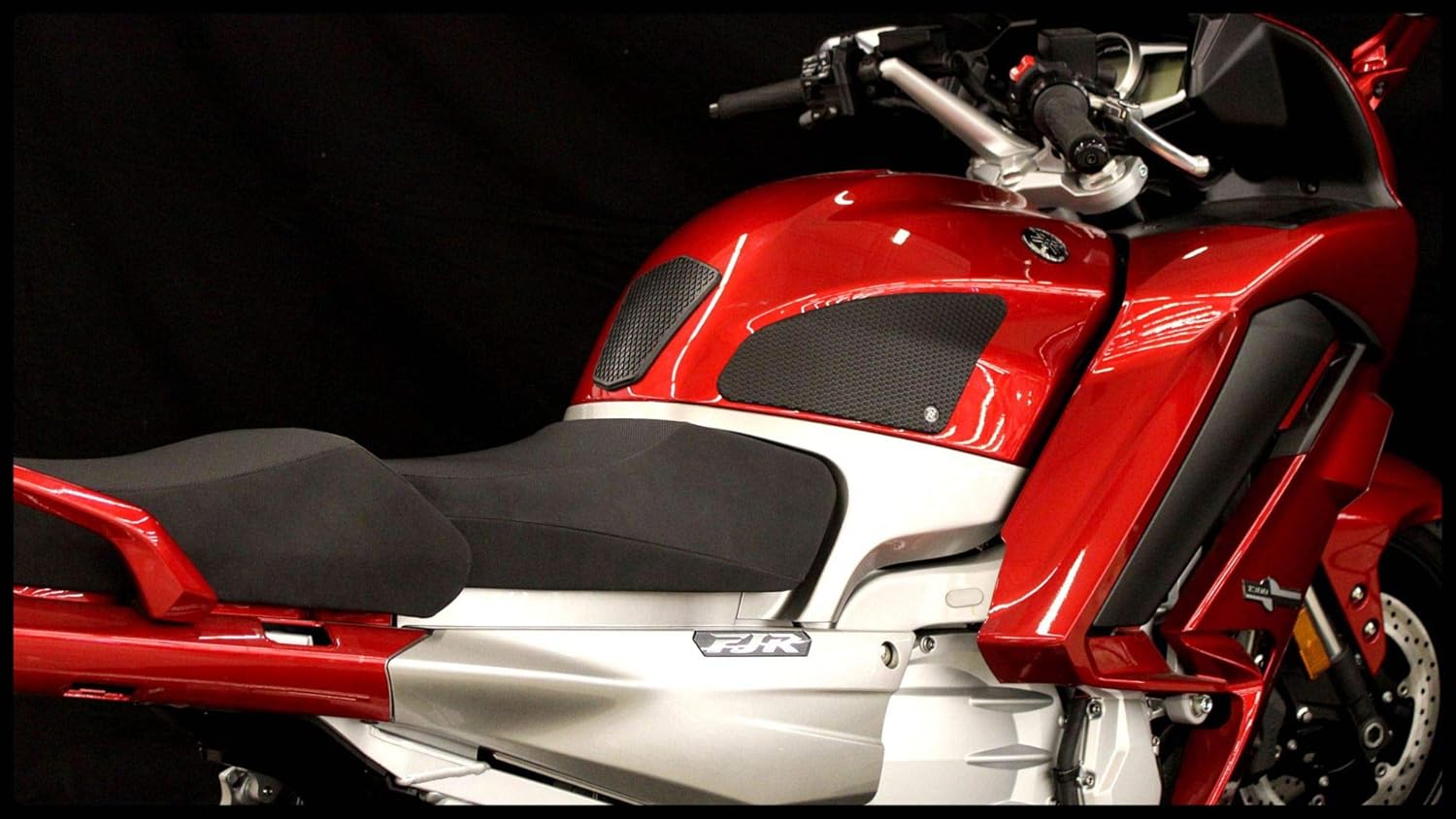 TechSpec Gripster Tank Grips - FJR1300 (2006 – CURRENT) Includes TP #1 – 62-0066-SS - SnakeSkin