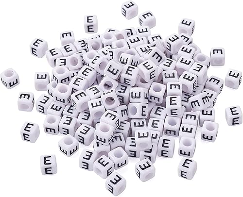 FASHEWELRY 300 cuentas de letras acrílicas blancas de 0.236 x 0.236in, letras E del alfabeto para hacer pulseras, collares, joyas