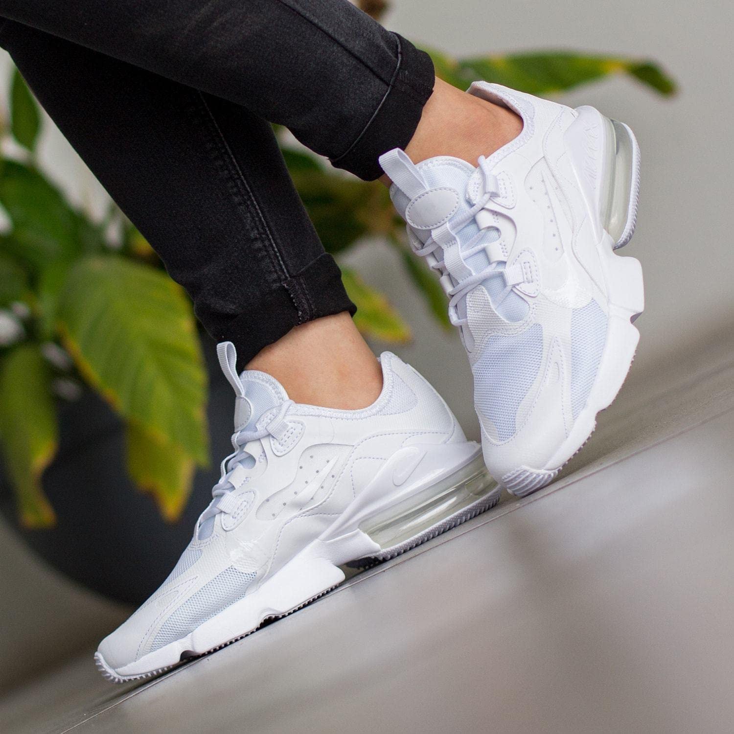 white air max infinity