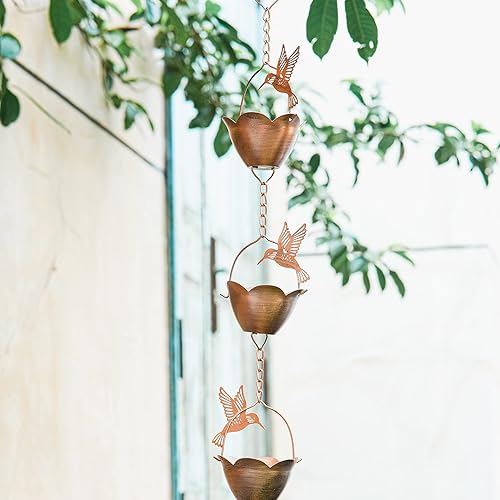 Topadorn Cadenas de lluvia de 7.85 pies, cadena decorativa de hierro con 12 tazas de colector de lluvia con pétalos de colibrí, tazas de flores de