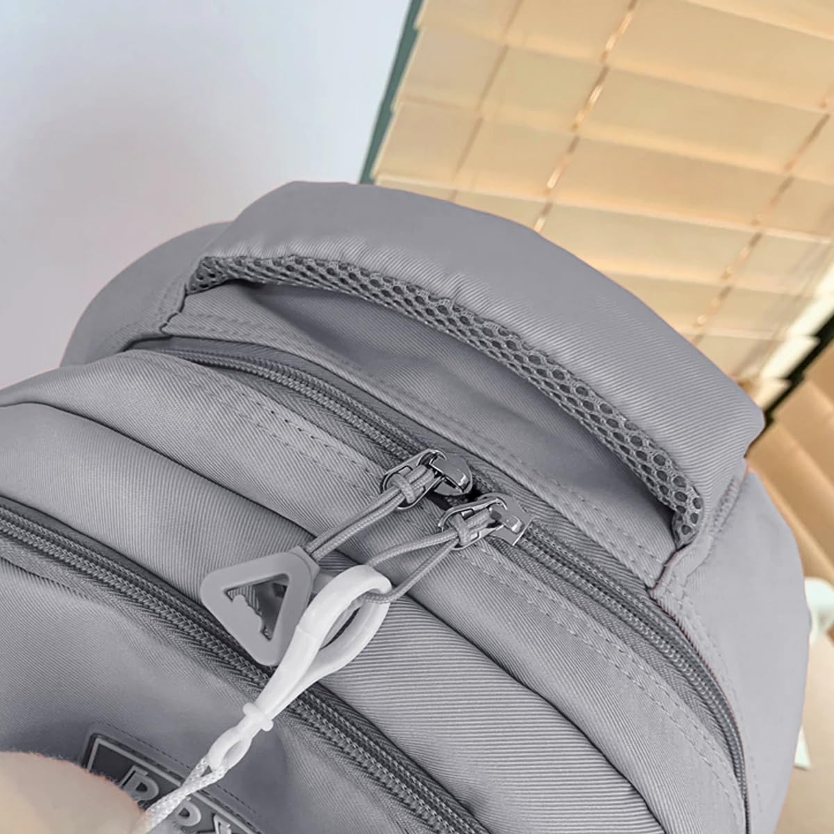 Mochila Bolsa Estilosa Fofa Elegante Academia Impermeável Escolar Viagem Trabalho Treino Fashion Mochilas Para Feminina Masculina Notebook Moderna Leve Passeio Ursinho em promoção! Veja a oferta e mais achadinhos de Bolsas 6 Hoje é o melhor dia para comprar Mochila Bolsa Estilosa Fofa Elegante Academia Impermeável Escolar Viagem Trabalho Treino Fashion Mochilas Para Feminina Masculina Notebook Moderna Leve Passeio Ursinho com aquele preço maroto! Promoção! Aproveite a oferta! 6