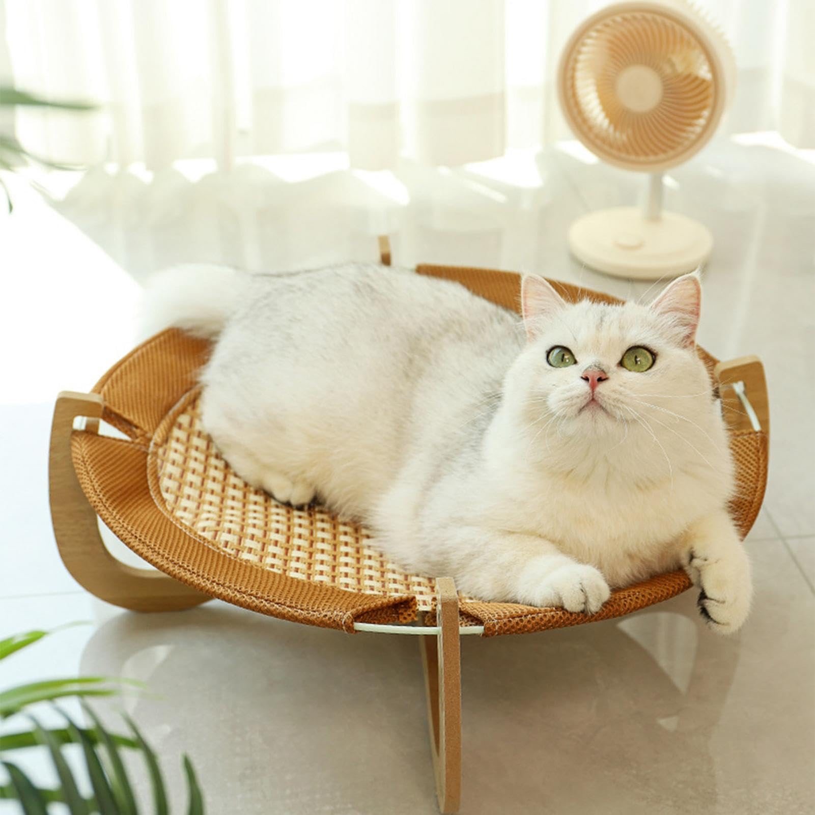 Cama de Ratán Transpirable y Súper Fresca para Gatos y Mascotas - Elevada, Resistente a los Arañazos, con Base de Madera