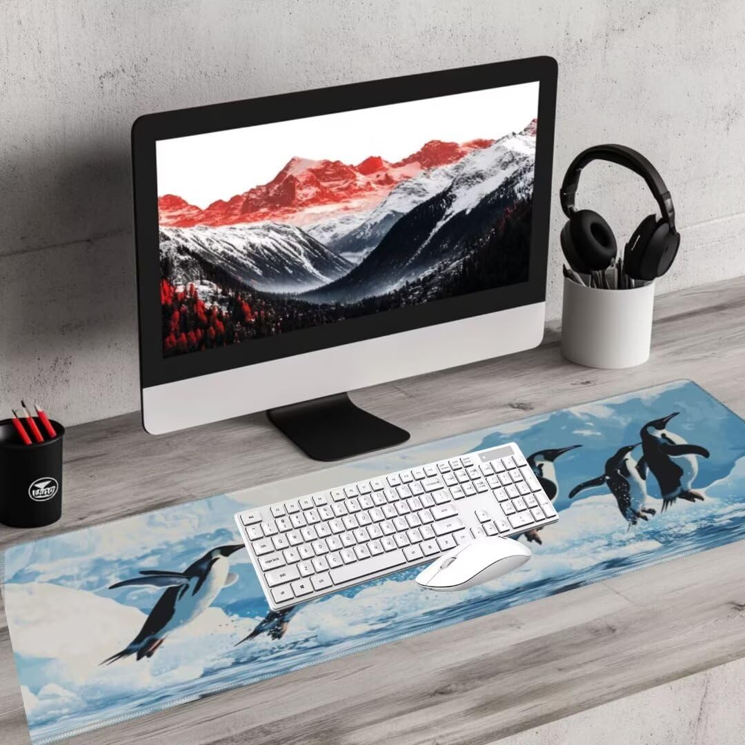 Gaming Mauspad XXL Pinguin Großes Mousepad 1200*600mm Rutschfeste Schreibtischunterlage Landschaft Mouse Pad mit Vernähte Kanten Verbessert Desk Mat Geschwindigkeit und Präzision für Gaming und Büro