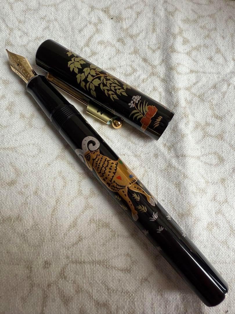 未使用 PILOT 万年筆 PILOT/パイロット 未使用 国光会 漆 蒔絵 14K 585