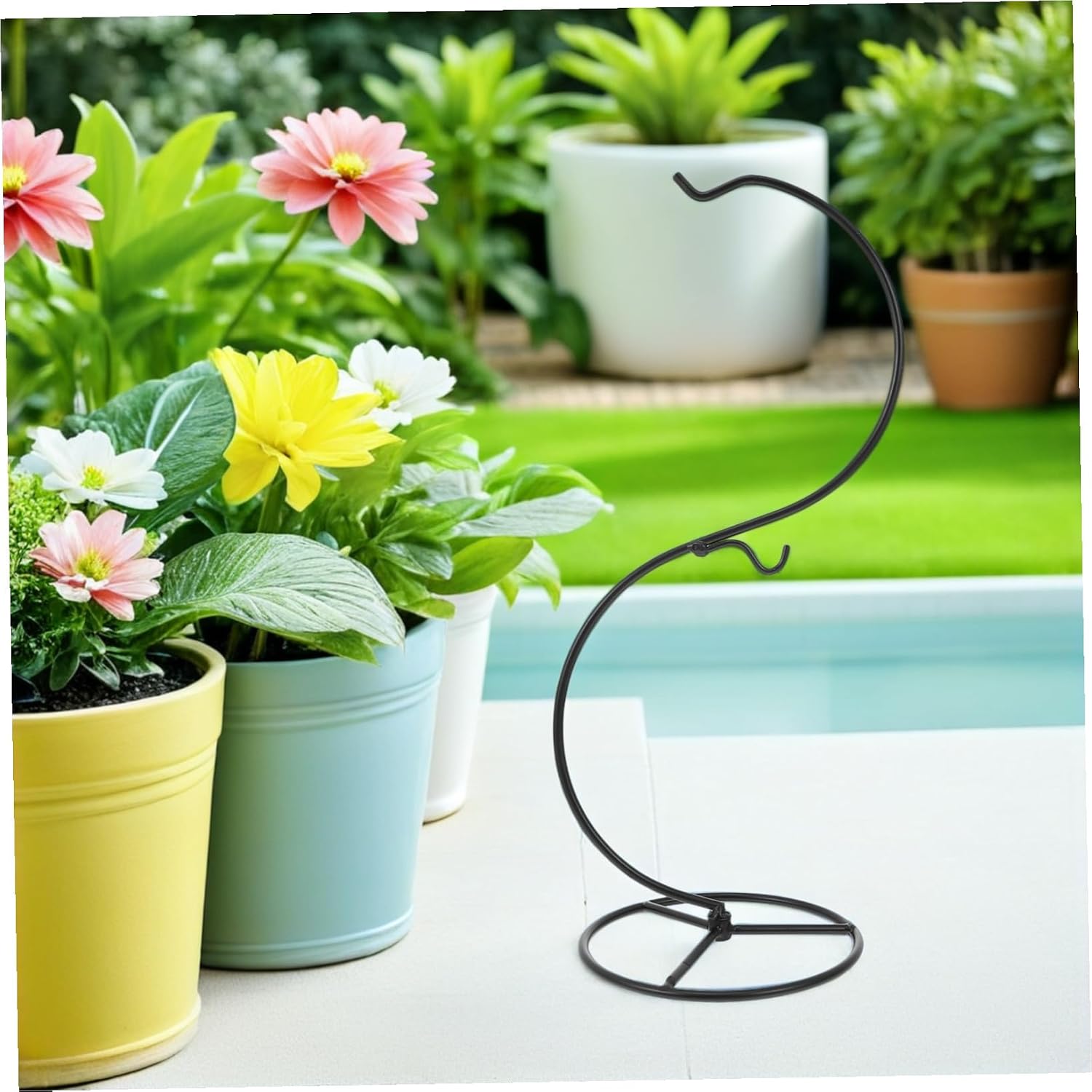 2PCS Metal Air Plant Stand Hangers with Round Base Sturdy Iron Wire Ornament Display Stands for Terrariums Mini Landscapes and Glass Globes Tabletop Holder for Office Decoration