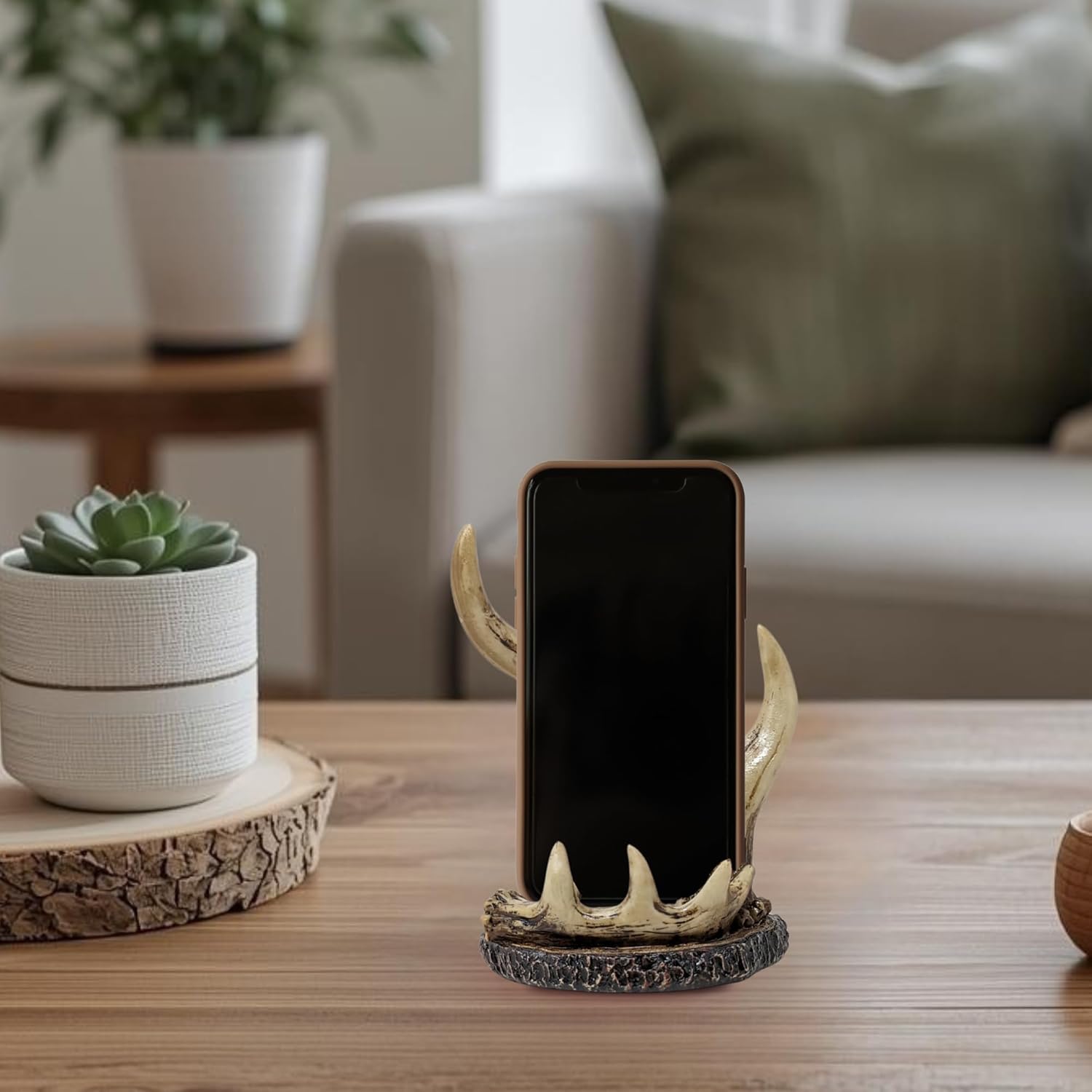 Faux Antler Cell Phone Stand – Deer Antler Resin Holder for Smartphones – Rustic Phone Stand for Bedside, Office, or Kitchen Counter–Lodge, Cabin, Rustic Décor, Unique Gift for Hunters & Nature Lovers