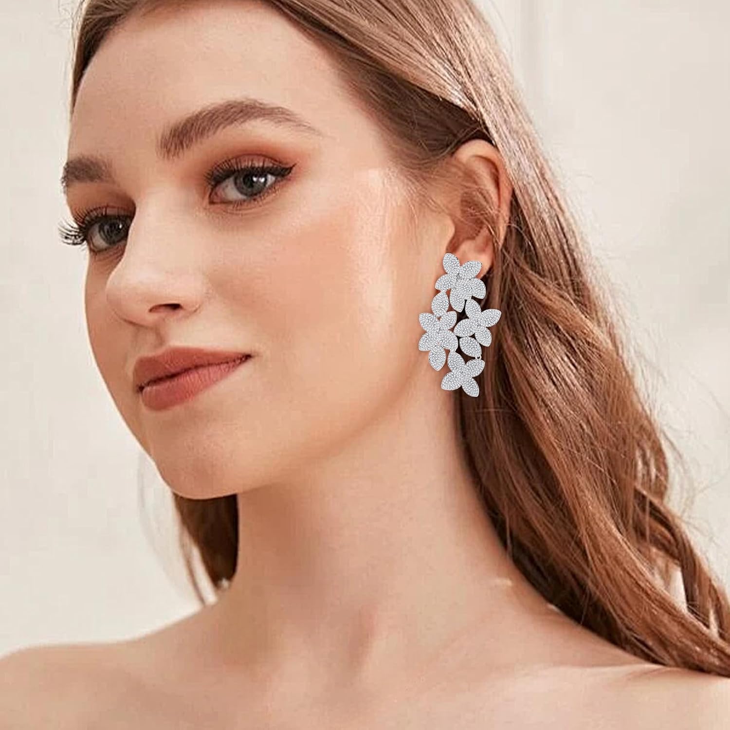 Dangle Crystal Flower Earrings for Women Drop Cubic Zirconia Rhinestones Statement Floral Earrings fashion Jewelry Gift for Wedding Prom Party