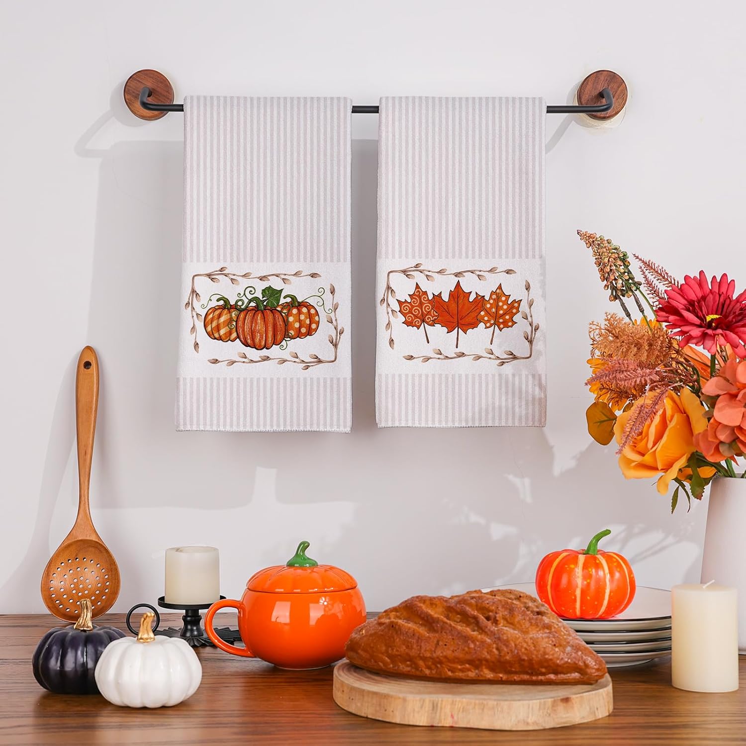 Siilues Fall Kitchen Towels 18x26 Inch Set of 2, Leaves Pumpkins Hand Towels Fall Decorations for Home Seasonal Autumn Thanksgiving Home Kitchen Decor Dishcloth - Image 2