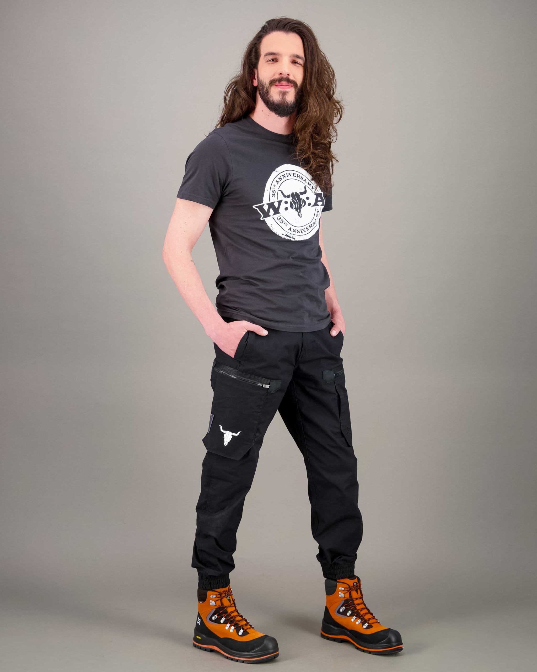 WÜRTH MODYF Cargohose Urban Light - Wacken Edition - Schwarz - Gr. 40-66 | Cargohose mit Reißverschlusstaschen, Handytasche sowie Seiten- und Gesäßtaschen - perfekt fürs Festival