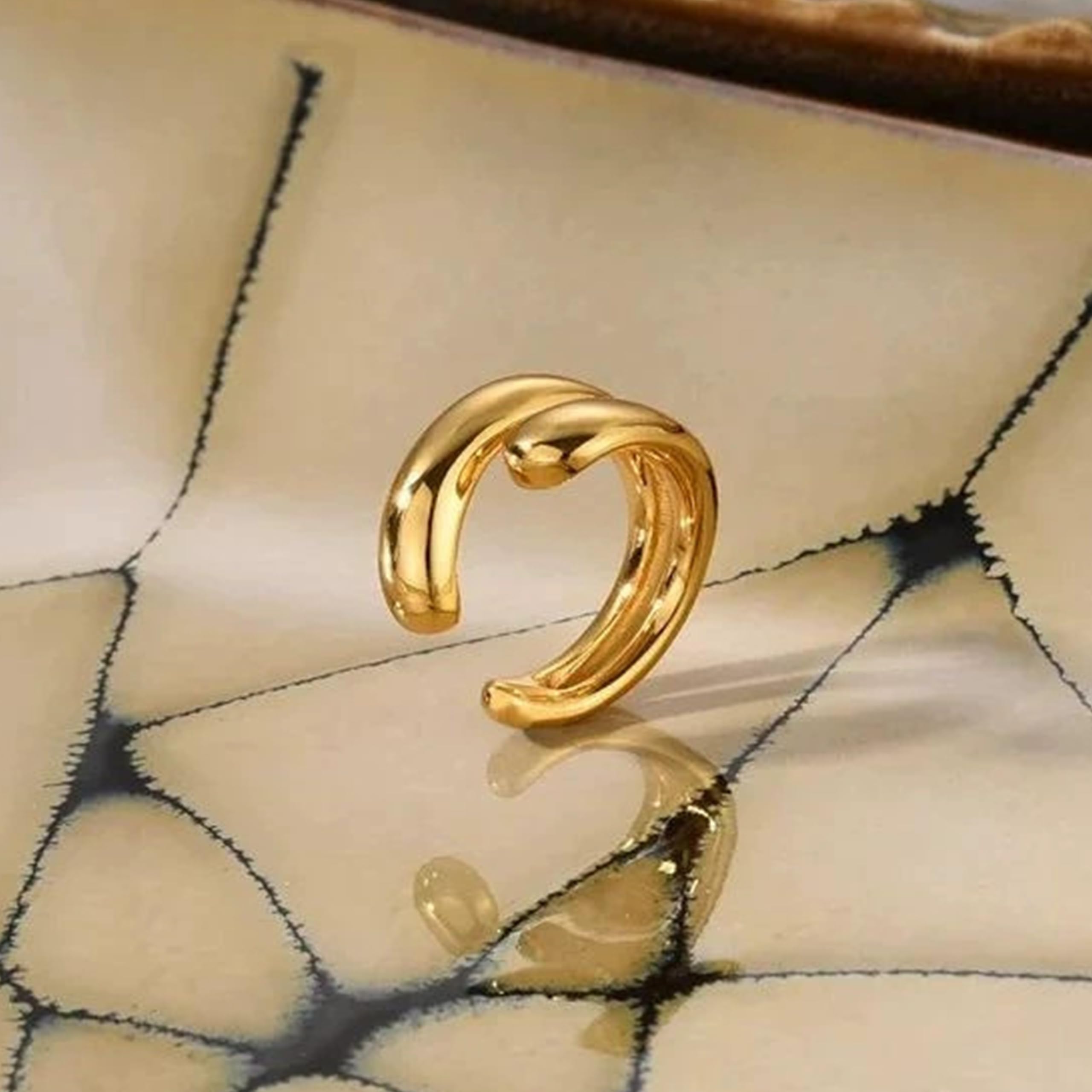 Ear Cuffs Non Piercing Chunky Ear Cuff Earrings for Women Non-Piercing Cartilage Cuff Gold 2025 Trendy Accessories Jewelry Gifts