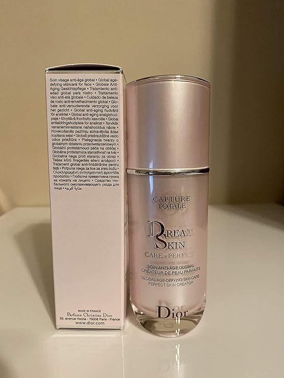 DIOR CAPTURE TOTALE DREAMSKIN - GLOBAL AGE-DEFYING SKINCARE PERFECT SKIN CREATOR 1oz./30ml.