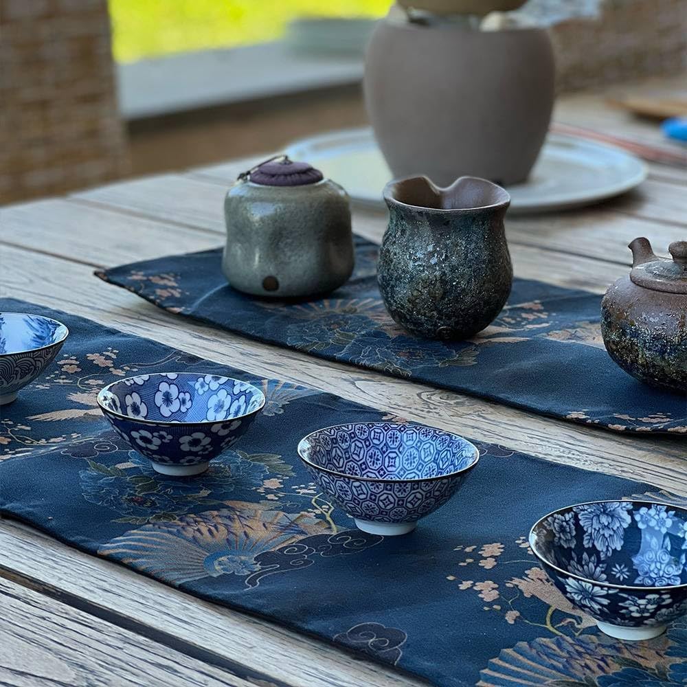 Tapis en soie imperméable TEA SOUL : l'histoire d'une soie travaillée à la main pour vos rituels
