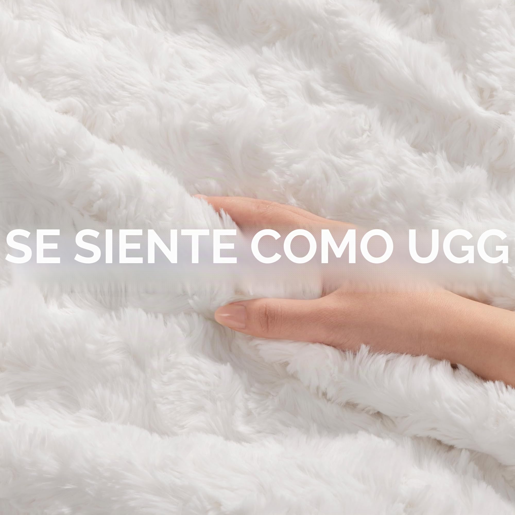 UGG Adalee 10483 - Manta Reversible de Piel sintética Suave, Lujosa, acogedora, esponjosa, mullida, Estilo Hotel, decoración del hogar, Suave, Lujosa y cómoda para sofá, 70 x 50 Pulgadas, Natural