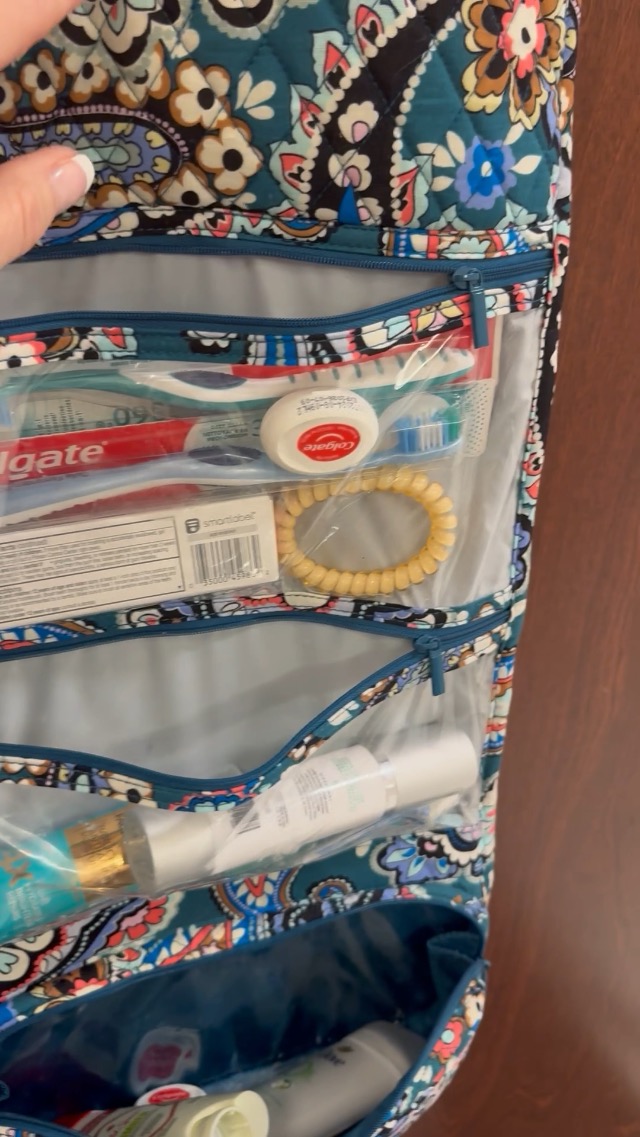 Watch Details of my Vera Bradley hanging toiletry bag on Amazon Live