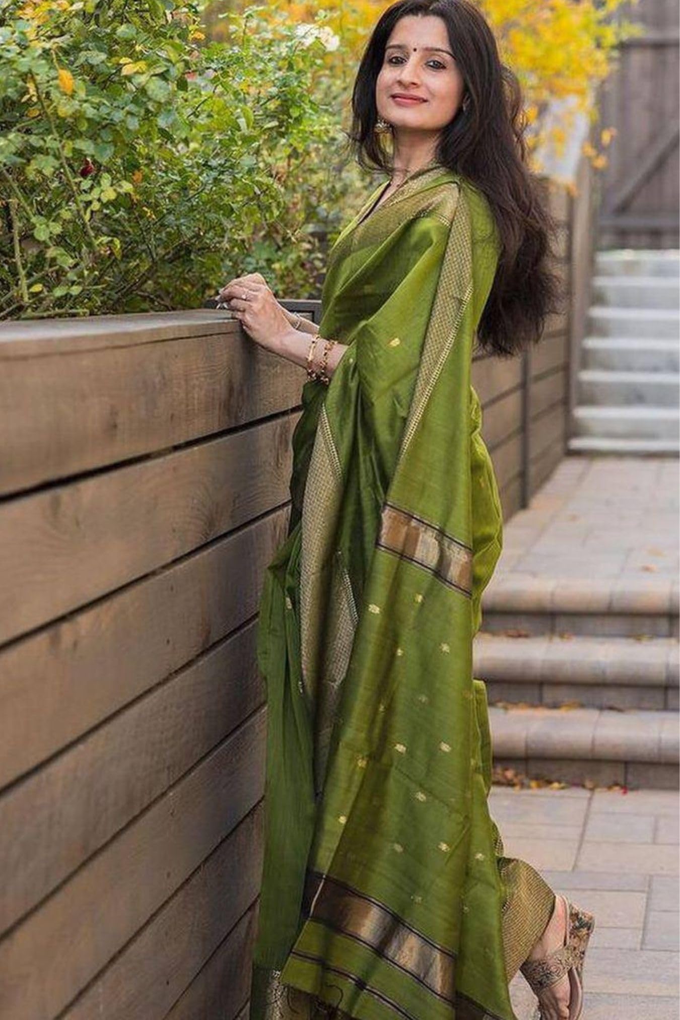 SGF11 Women's Kanjivaram Soft Cotton Linen Silk Saree With Blouse Piece product image 3