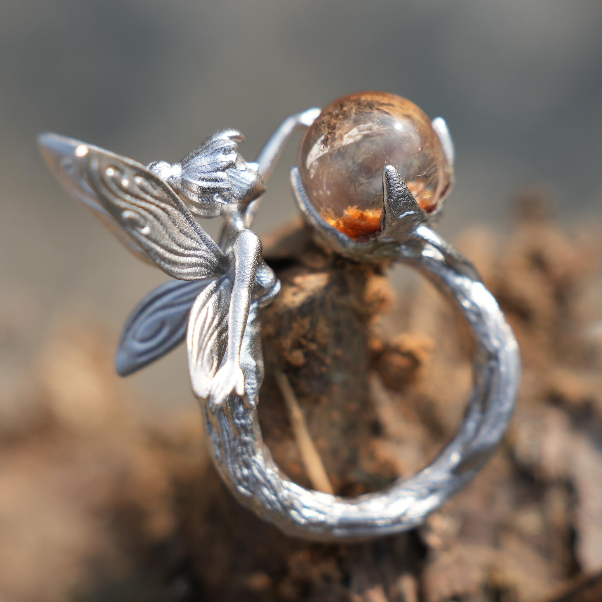 Generisch Anello realizzato a mano in argento 925 con sfera di quarzo fantasma naturale (trasparente con inclusioni), motivo elfo, fantasia, fiaba