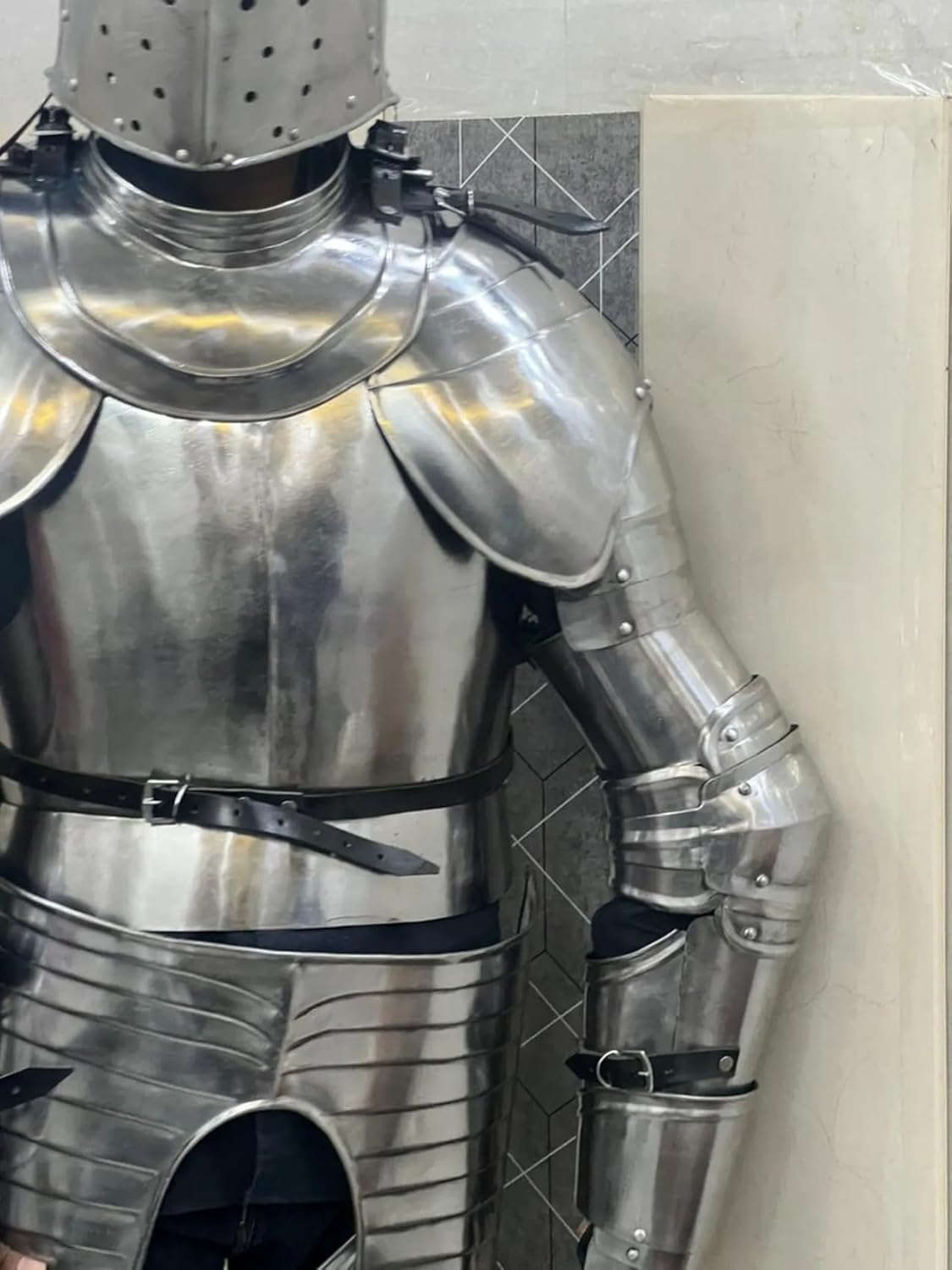 Medieval Gothic Style Full Plate Armor Decorative Display Set