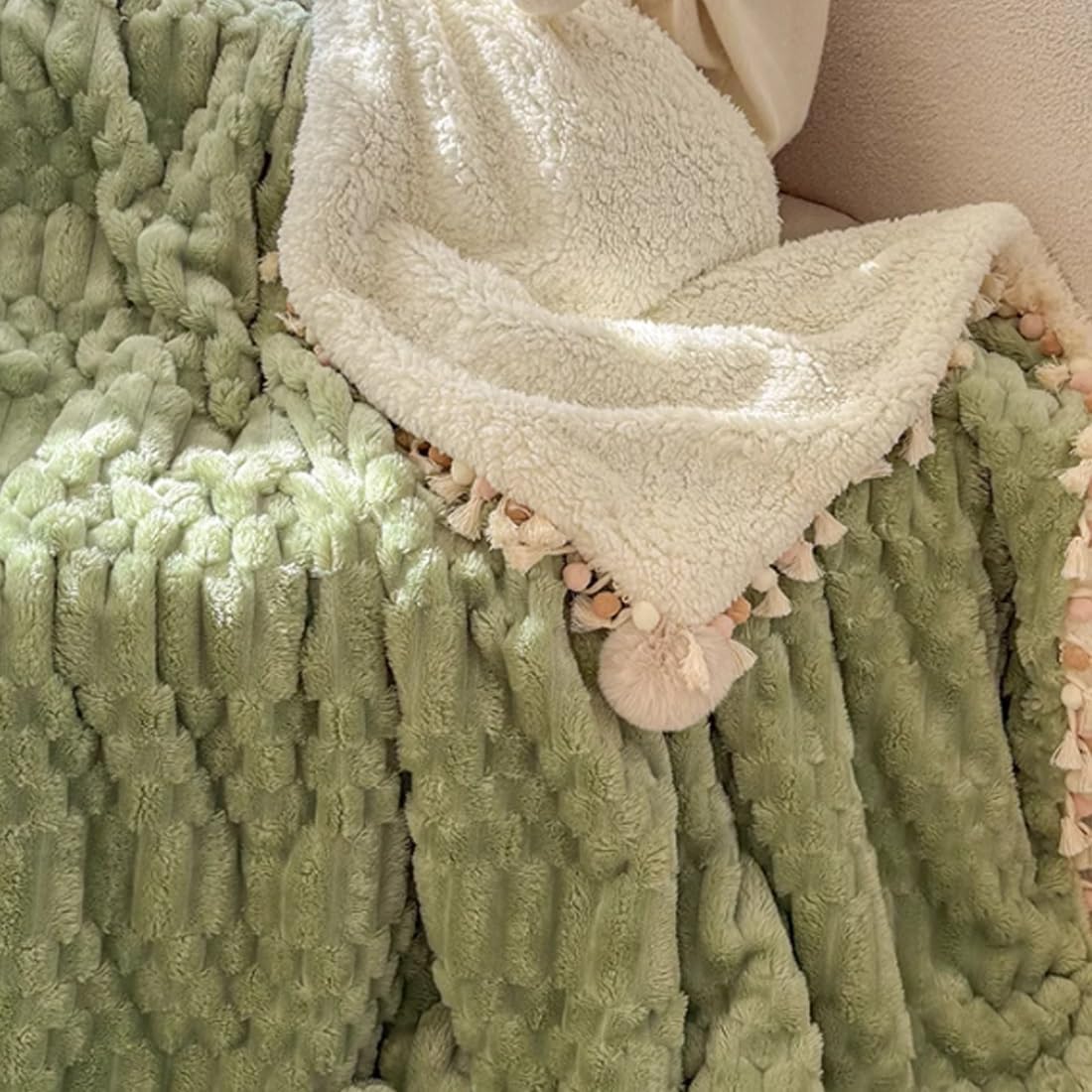 Fringe Trim Throw Blanket for Sofa, Soft Cosy Blankets for Bed, Warm Double, Twin Size Throws, for All Seasons, for Audlts, Pet, Travel, Office(Beige,3.2'x4.9')