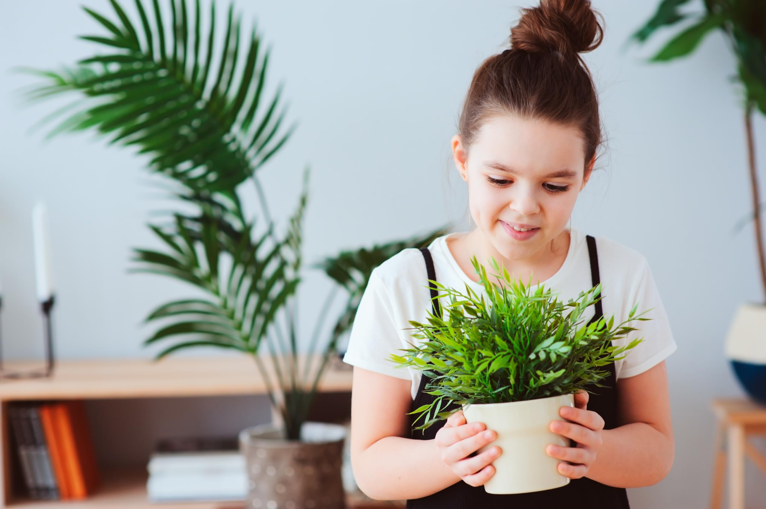 Annaffiatoio KOVA Da 2 Litri In Plastica Verde Chiaro - Per Piante Da Giardino E Interni, Con Doccetta Rimovibile, Include Magnete Regalo - 2