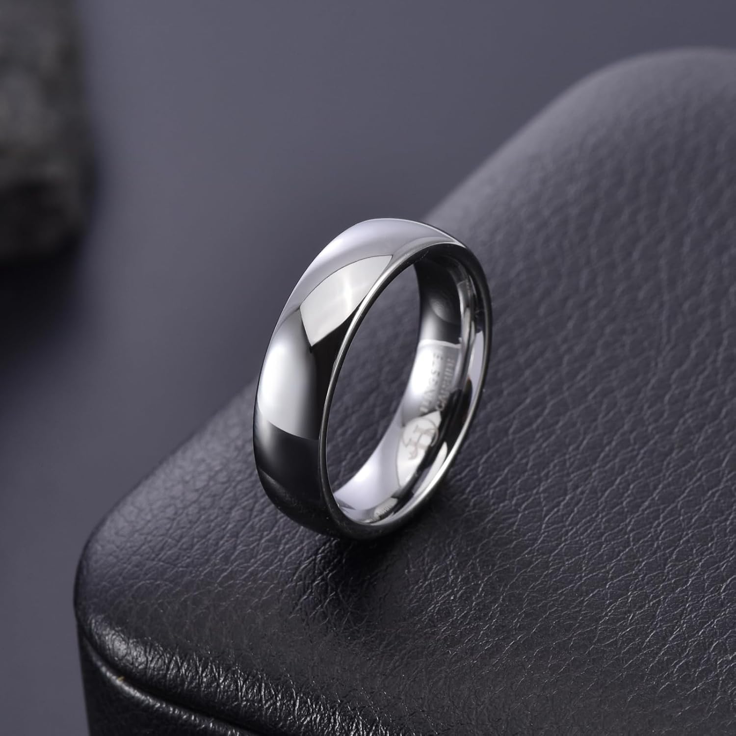 Hioleegi Tungsten Rings for Women Men 6mm Gold Tungsten Wedding Bands Polished Anti-Scracth and Durable for All Occasions to Wear Comfortable Fit - Image 3