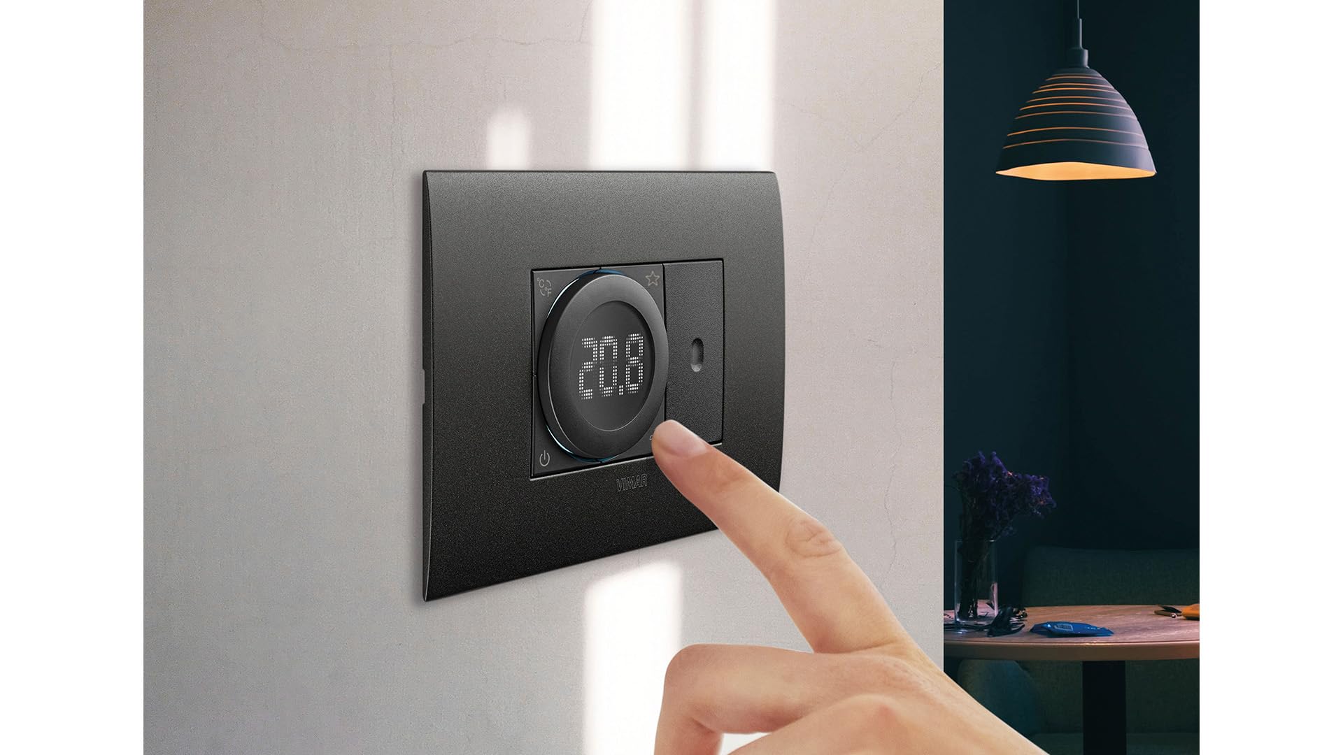 Vimar 02974.B Termostato IoT a rotella, compatibile con Alexa, Google Home e IFTTT, retroilluminazione regolabile, ingresso sensore esterno, da completare con placche Eikon, Arké, Plana, Idea