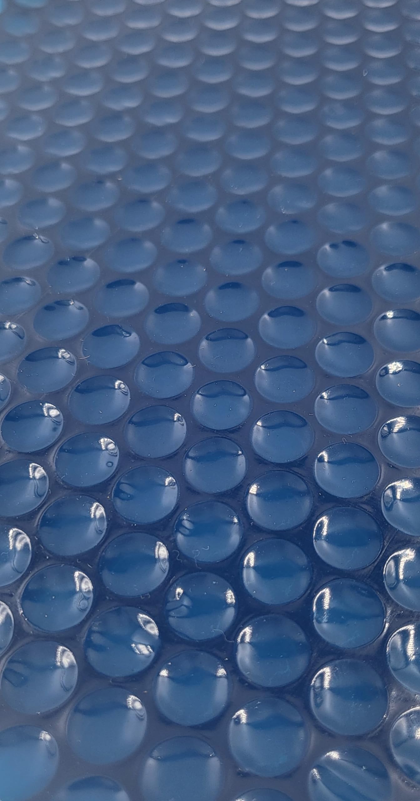 Bâche à Bulles Eco-Responsable - Piscine Enterrée et Hors-Sol - ECOFILM Bleu Nuit 300 microns Anti UV - Conception 100% Française