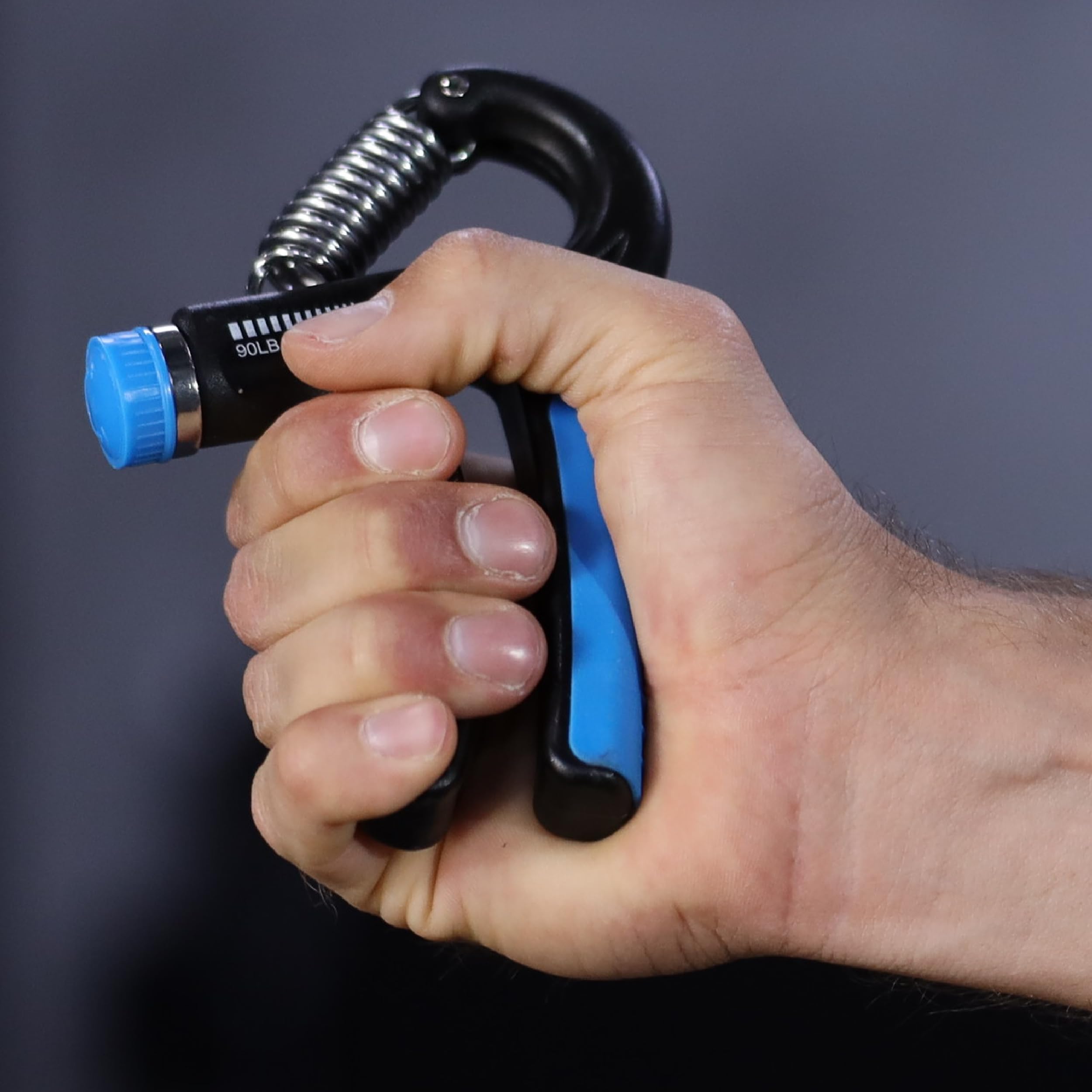 Capelli Sport Mangos de mano, ejercitador de dedos ajustable con asas ergonómicas, 20-90 libras, azul/negro