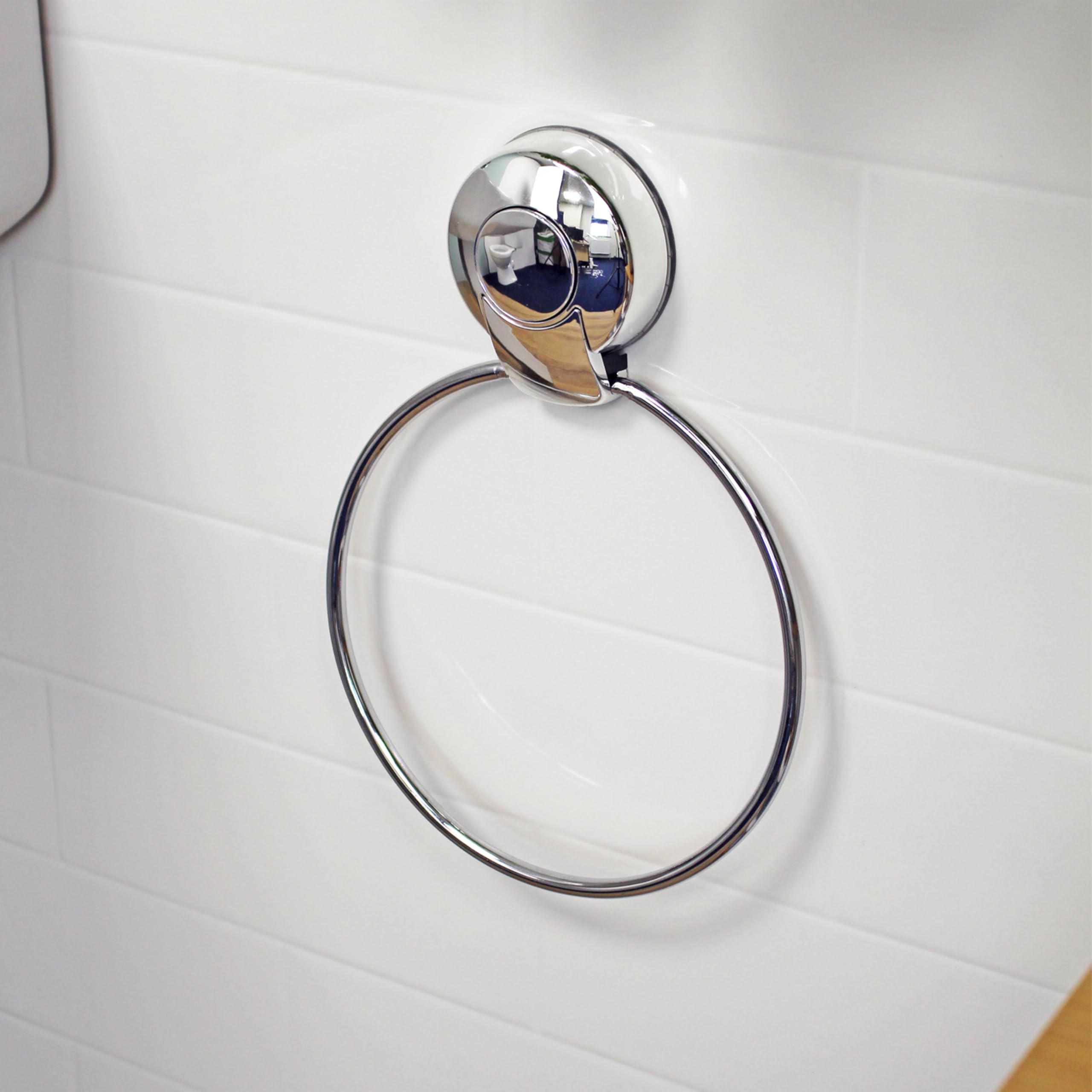 PushLoc Chrome Towel Ring – Wall-Mounted Suction, Tool-Free Installation, Bathroom Hand Towel Holder with Adhesive Mounting Square