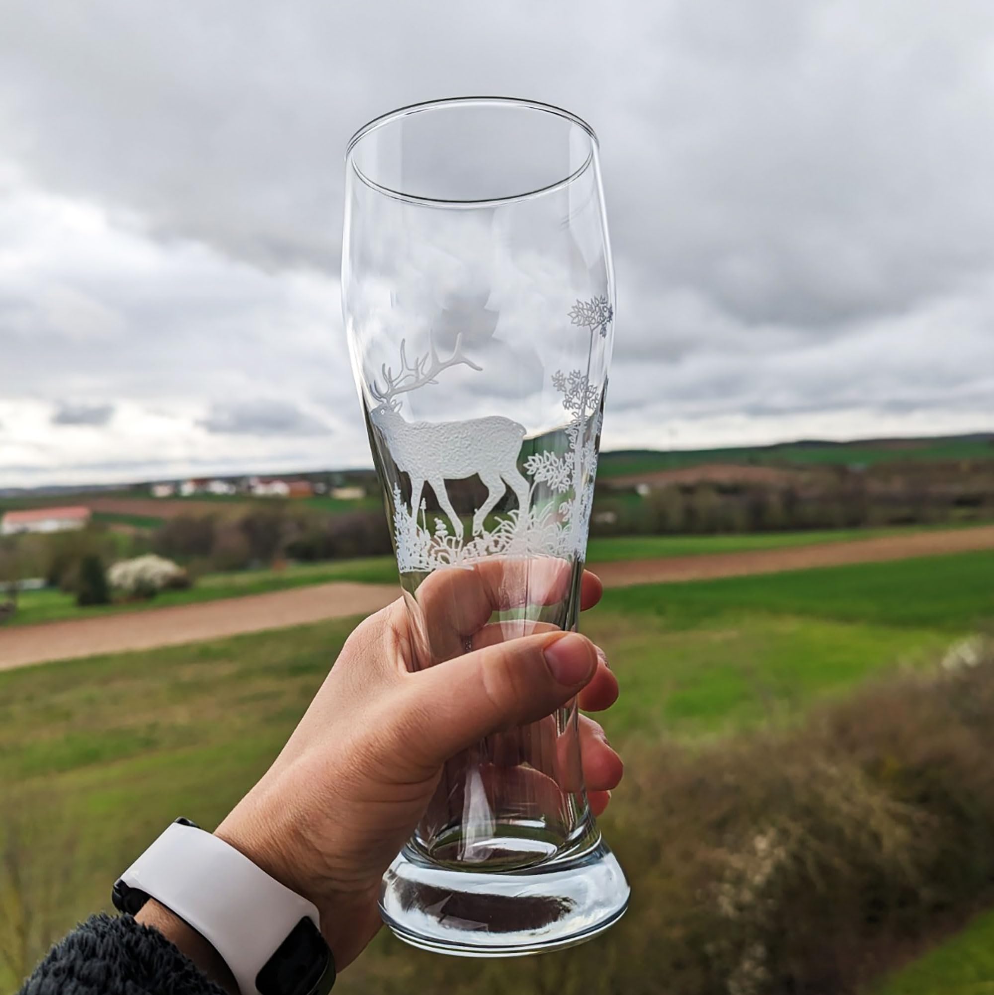 Verre à bière avec pied - Motifs de chasse - Cerf - Chevreuil - Sanglier - Verre en cristal - 0,5 l - Verre à bière avec gravure (chevreuil