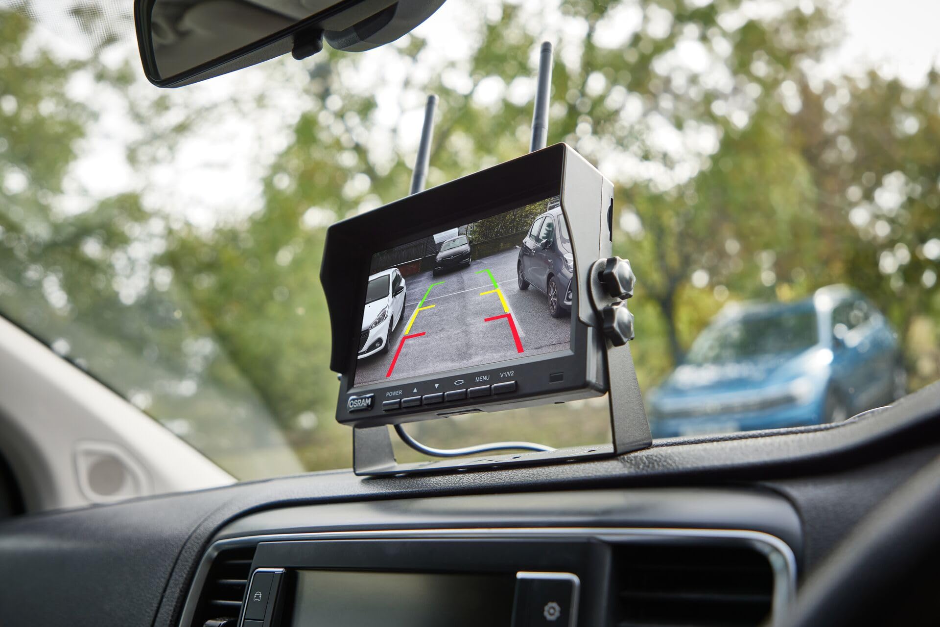 Bezprzewodowy system kamery cofania OSRAM ROADsight, OWRCS7, 7-calowy monitor AHD, rozdzielczość HD 1080p, do 4 kamer