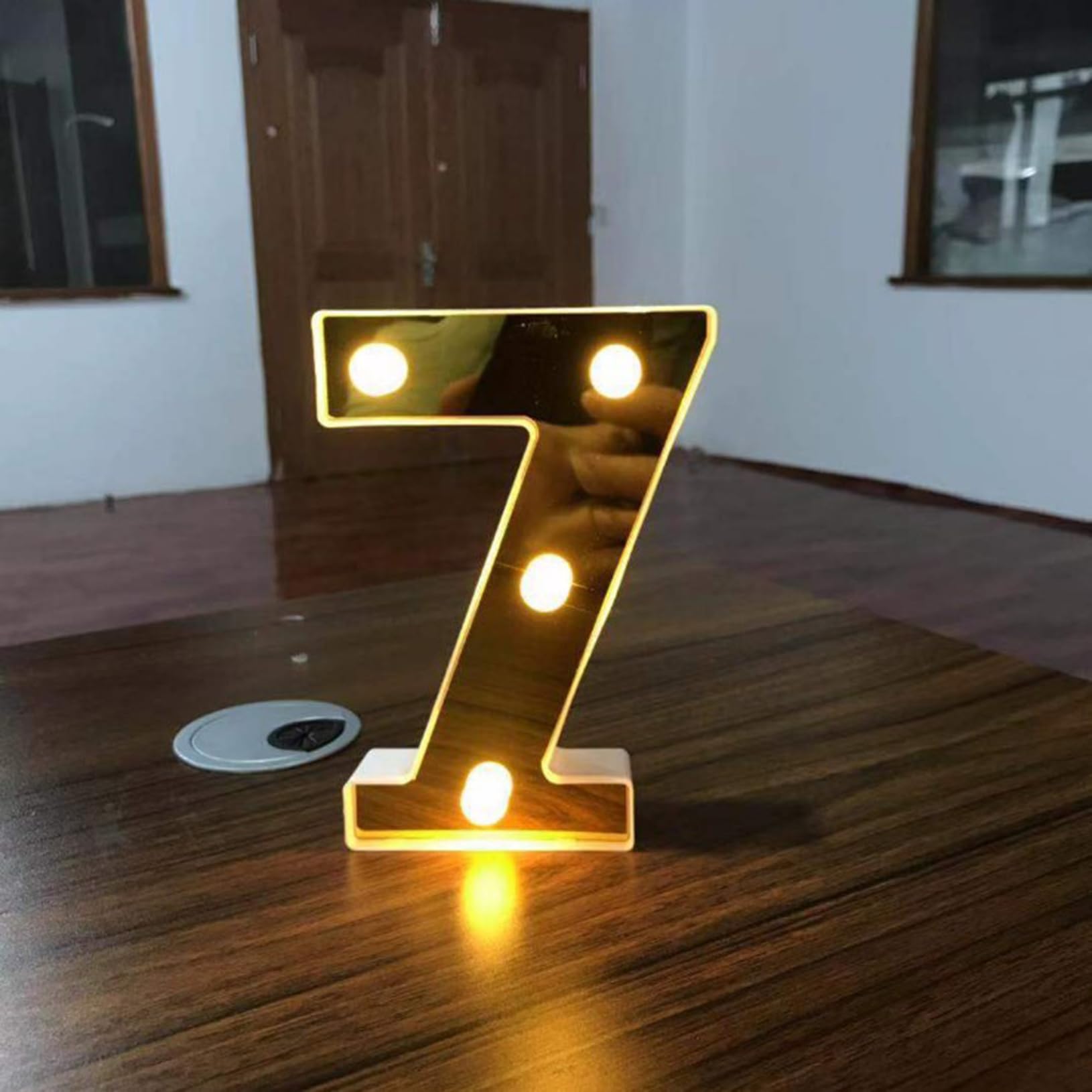 LED Number 7 Lights 16cm Marquee Decoration Light Up 0-9 Numbers Night Light Letters Lights Sign for Party Wedding Anniversary Decor Battery Operated
