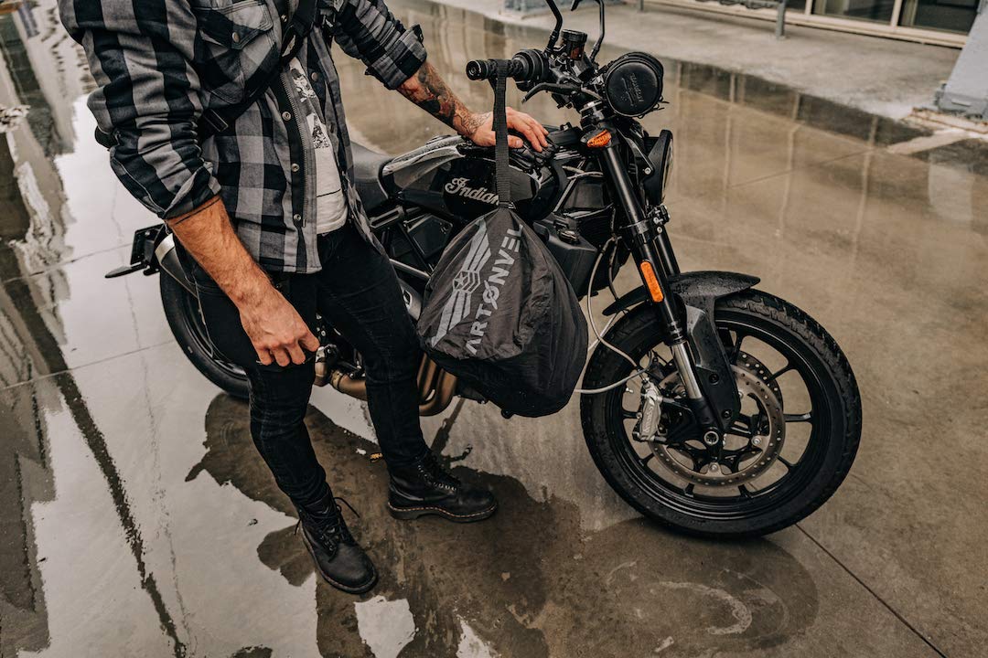 Sac Sécurisé pour Casque de Moto - Antivol - Anti Effraction - Tissu Technique Ultra Résistant - Compact - Pliable - Étanche - Capacité de 21 litres - Safety Bag - Garantie 3 Ans - Noir