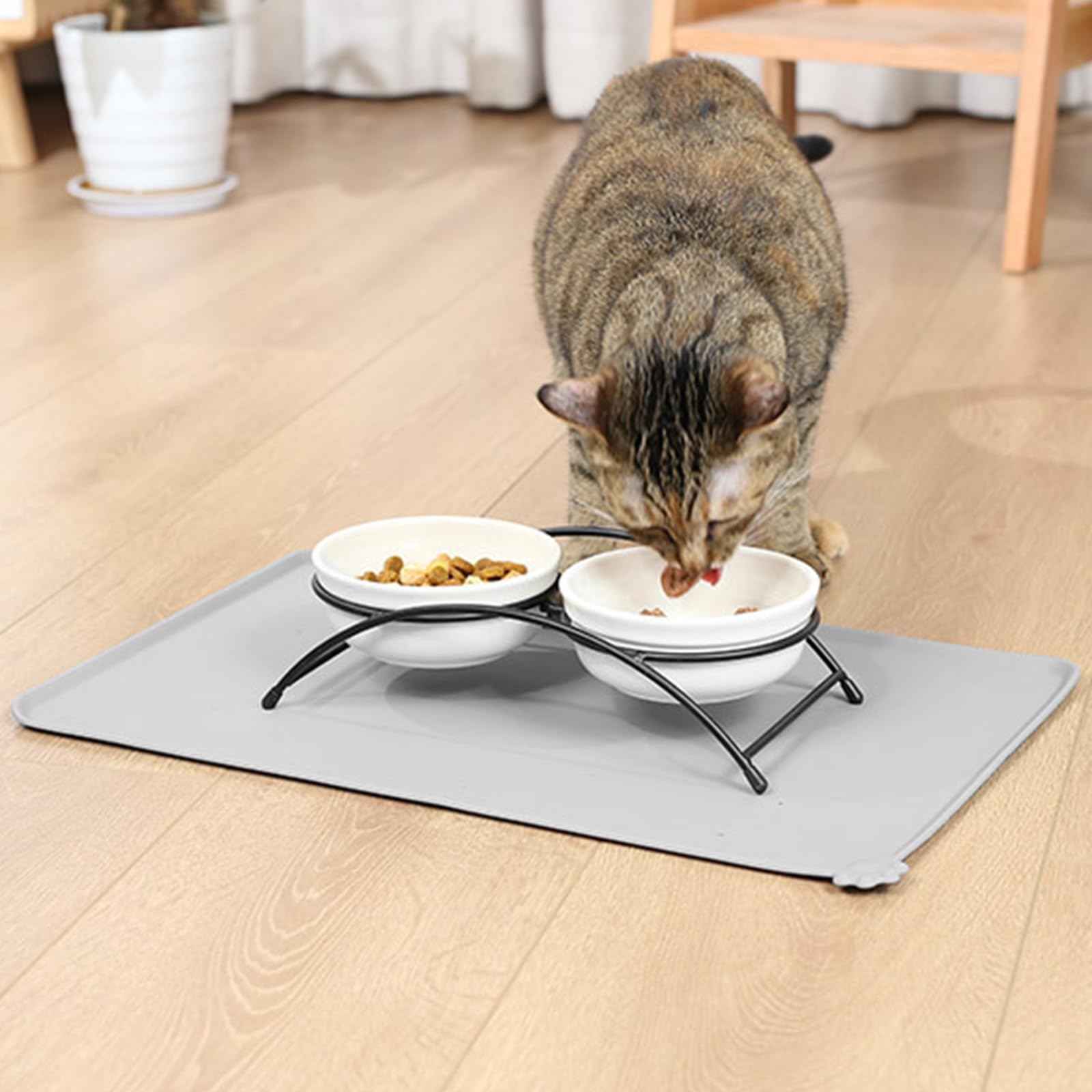 Cat & Dog Feeding Mat, Waterproof Pet Feeding Mat, Non-slip Sillicone Food Mat for Cats and Dogs(48X30CM) — view 6