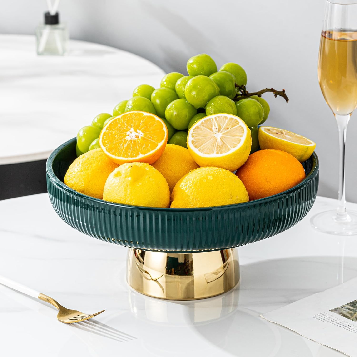 Ceramic Fruit Bowl, 11 Inch Dinner Table and Tea Coffee Pedestal Tray，Elegant and Practical Bread and Fruit Footed Bowls, Salad or Dessert Display Trays for Kitchen Counter (Green).