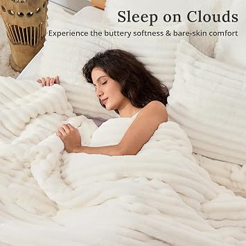Sasttie Full Comforter Set 3 Pieces - Super Soft Fleece Comforters Full Size, 1 Luxury Warm Fuzzy Marshmallow Comforter with 2 Pillow Cases, Faux Fur Down Alternative Bedding Set, Cream White