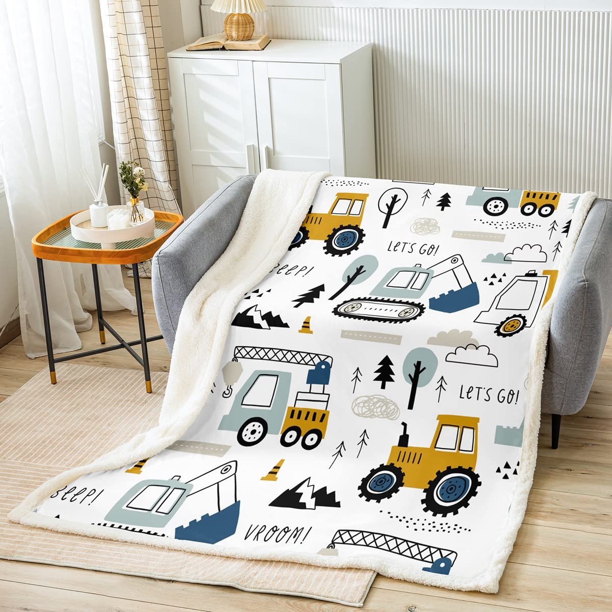 Loussiesd Auto Wohndecke Kinder Jugend 150x200cm Karikatur Bagger Kran Zugmaschine Dekor Kuscheldecke Mädchen Jugendliche Schlafzimmer LKW Traktor Flanell Fleecedecke Weiß Gelb