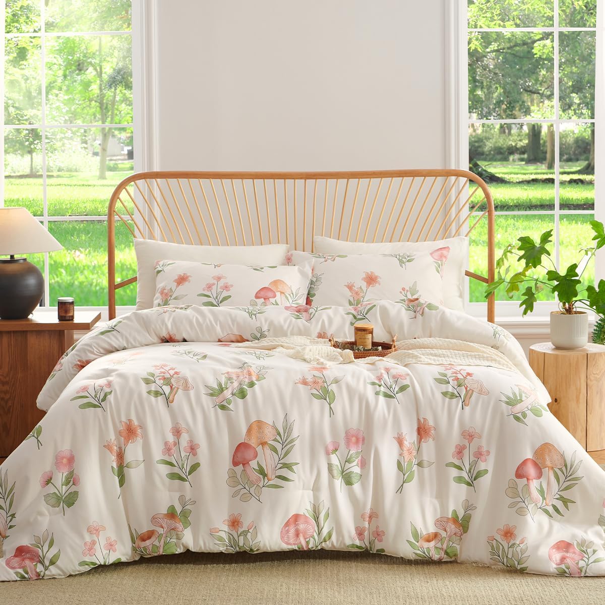Mushroom Comforter Set Queen Size for Kids,Botanical Floral Bedding Set,Nature Forest Theme Mushrooms Flower Design,Boys Girls Soft Beige Comforter with 2 Pillowcases
