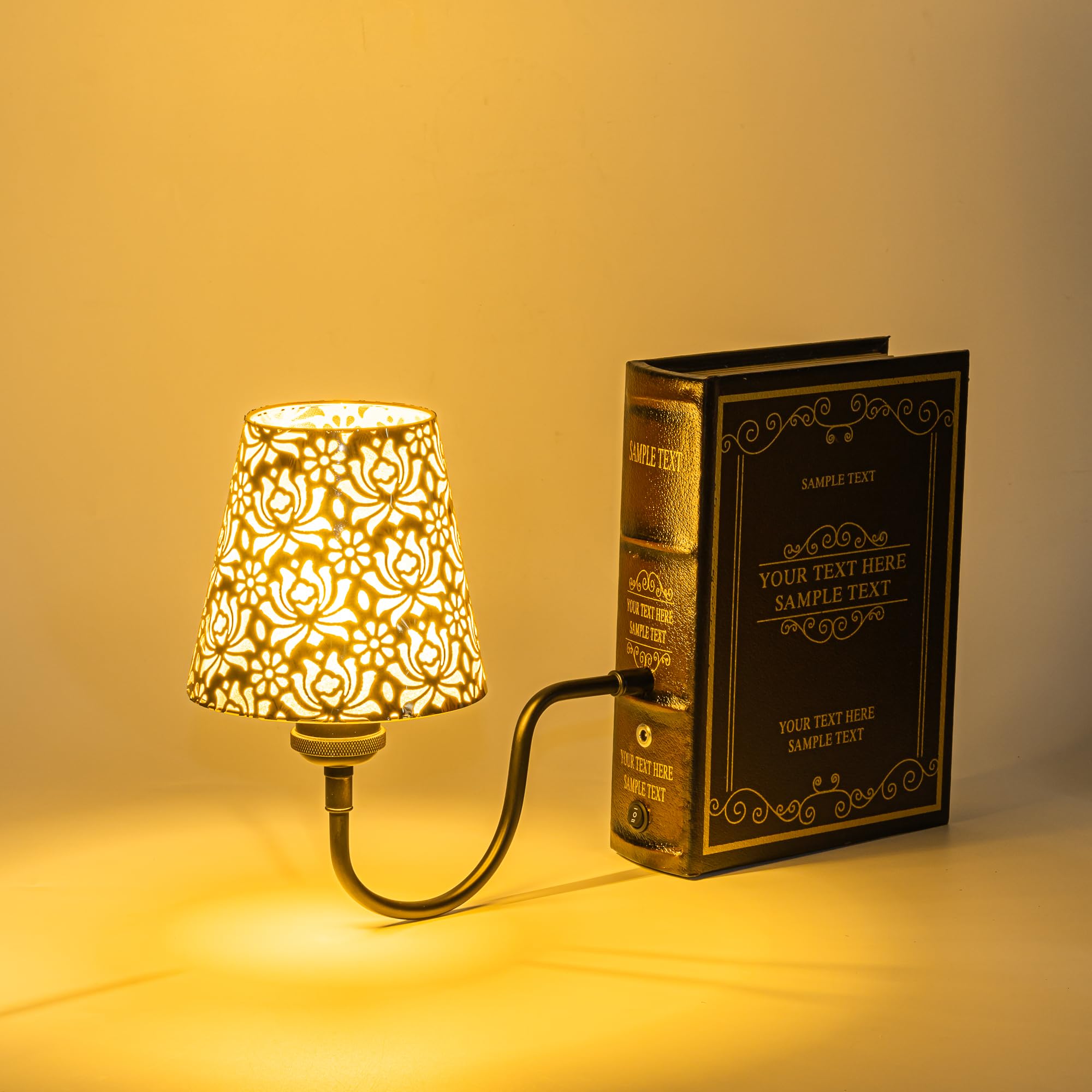 LED Buchlampe mit Fernbedienung, Vintage Dimmbar Nachttischlampe mit Eisen Lampenschirm 1xE27-Fassung und 2.5m Kabel, Dekorative Tischleuchte für Nachttisch Beistelltisch DZ0482