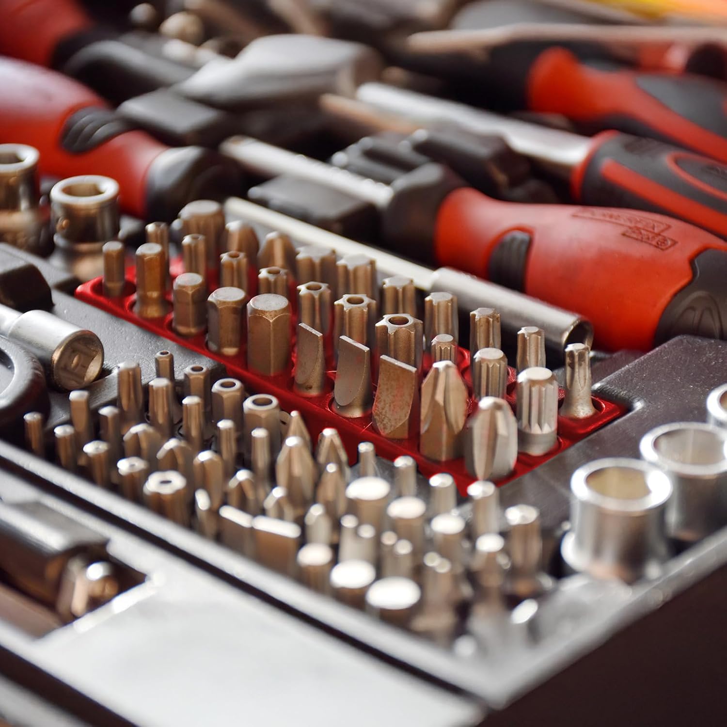 12 Holes Hex Bit, 10 PCS 1/4 Inch Bit Organizer 12 Holes Hex Shank Bit Holder Red Screwdriver Bit Holder Bits Storage Plastic Storage Organizer Hex Shank Bits Storages