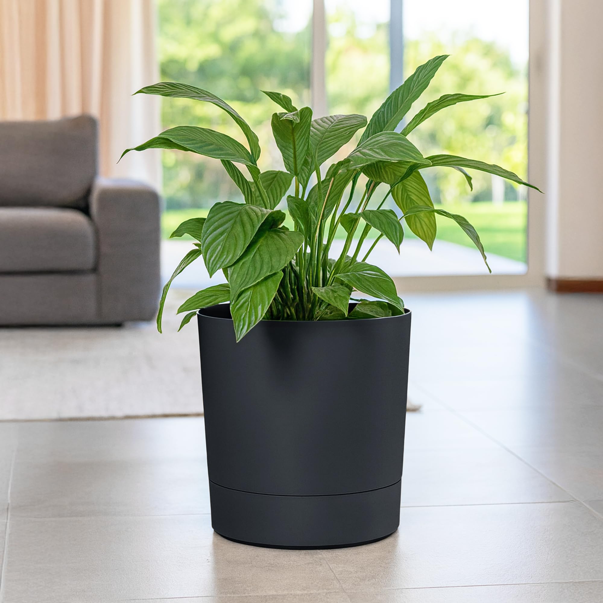 KONZEPT Blumentopf mit Untersetzer 38 cm - großer Übertopf aus Kunststoff für Zimmerpflanzen, modern und wetterfest, für Innen und Außen, Anthrazit