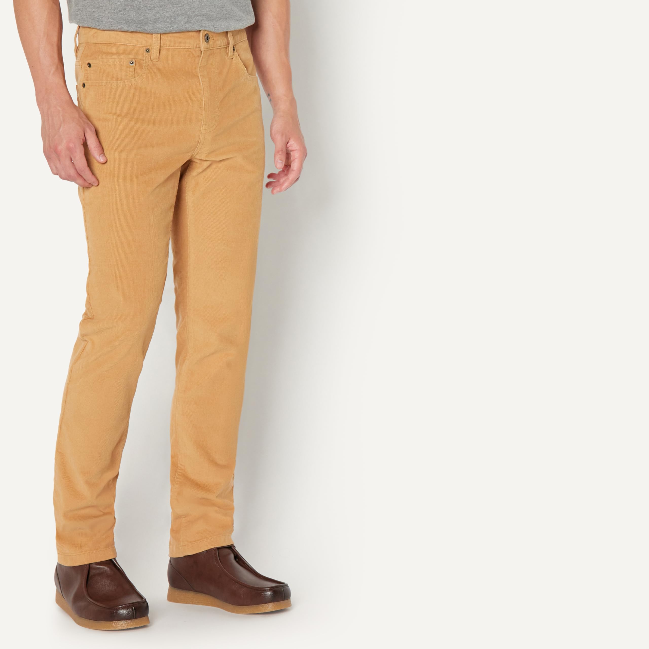 Amazon Essentials Pantaloni in Velluto a Coste a 5 Tasche a Vestibilità Aderente Uomo
