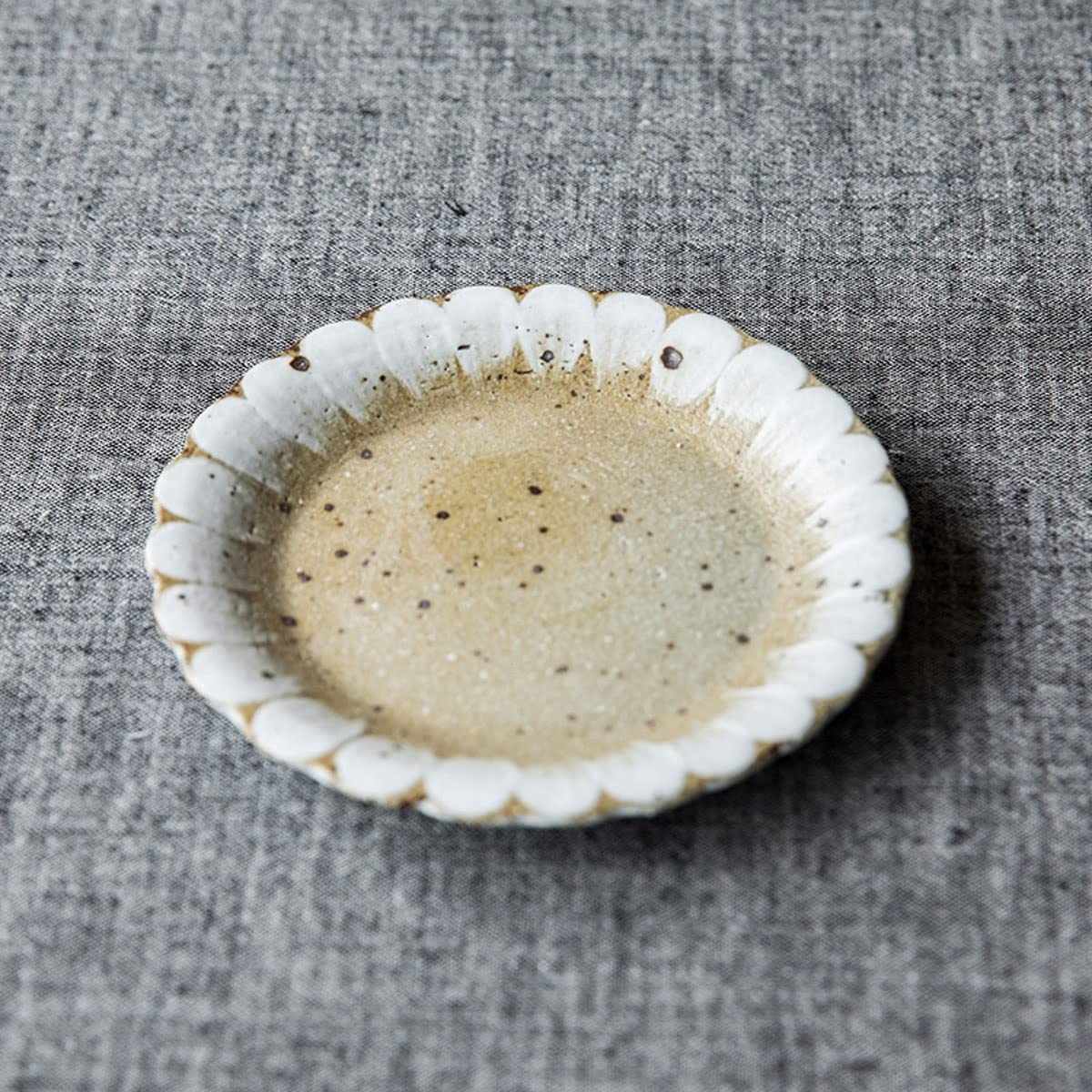 Ręcznie robiony zestaw filiżanek i spodków Daisy Japoński styl szorstki ceramiczny kubek latte z łyżką, porcelanowa filiżanka do herbaty na mleko popołudniową herbatę czarna herbata