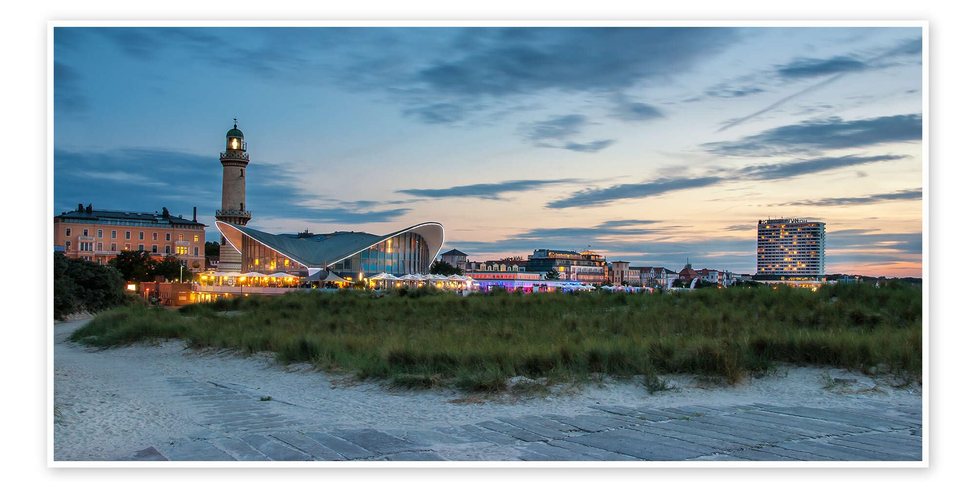 Panorama di Warnemünde Poster | 140 x 70 cm di Steffen Gierok Blu Quadri Decorazione per pareti