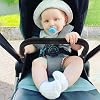 Universal Bumper Bar for Stroller, 37 x 31 cm Adjustable Angle Armrest Handlebar Crossbar, Stroller Accessory Multifunctional Stroller Bumper Handle for Most Baby Pram Strollers ﻿
