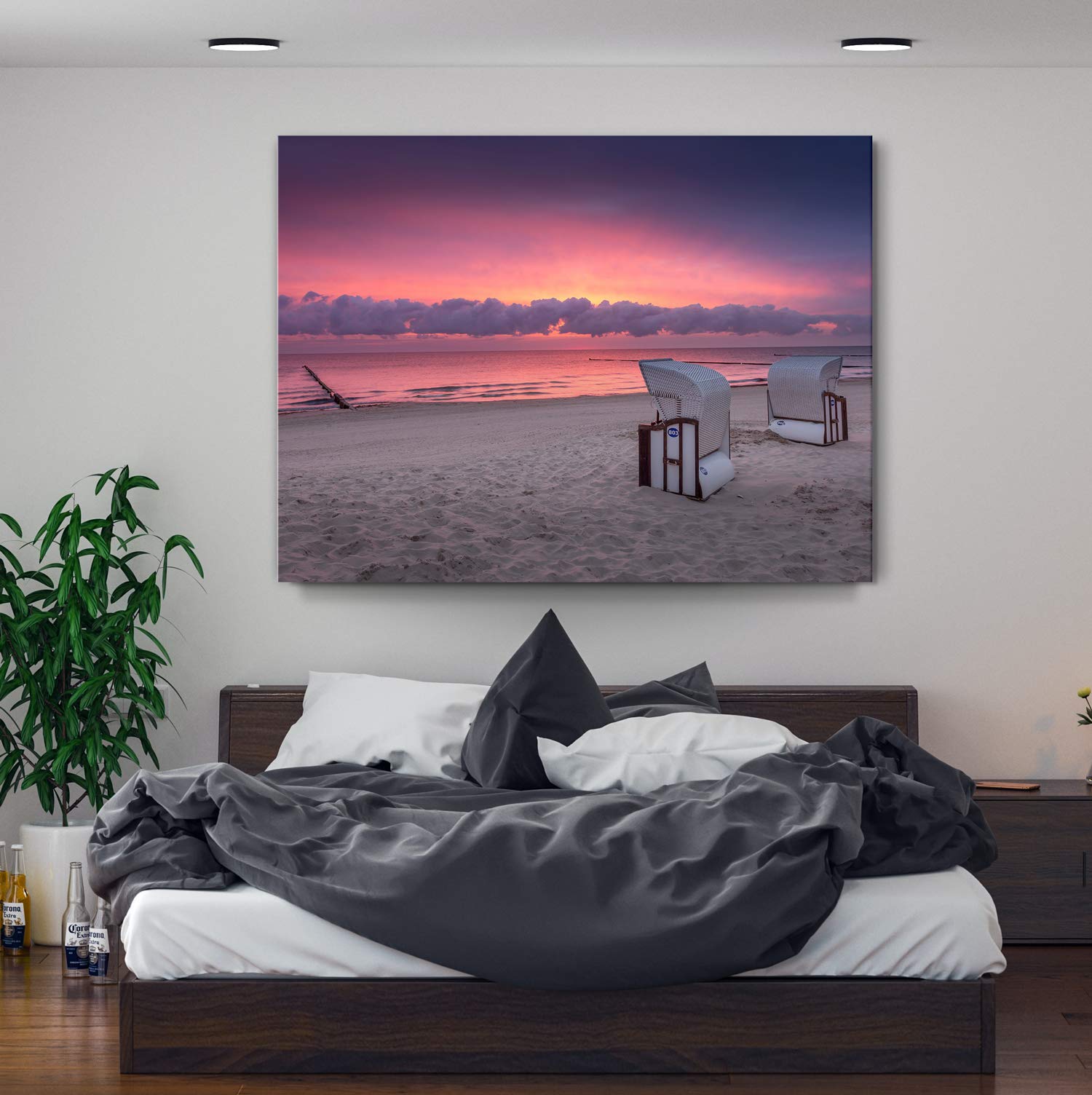 BilderKing Atemberaubendes Ostsee XXL Leinwandbild 120cm x 80cm, Motiv Usedom Sonnenuntergang, Strandkörbe. Einzigartiges Panorama-Bild für Wohnzimmer, Schlafzimmer. aufgespannt auf 4cm Keilrahmen
