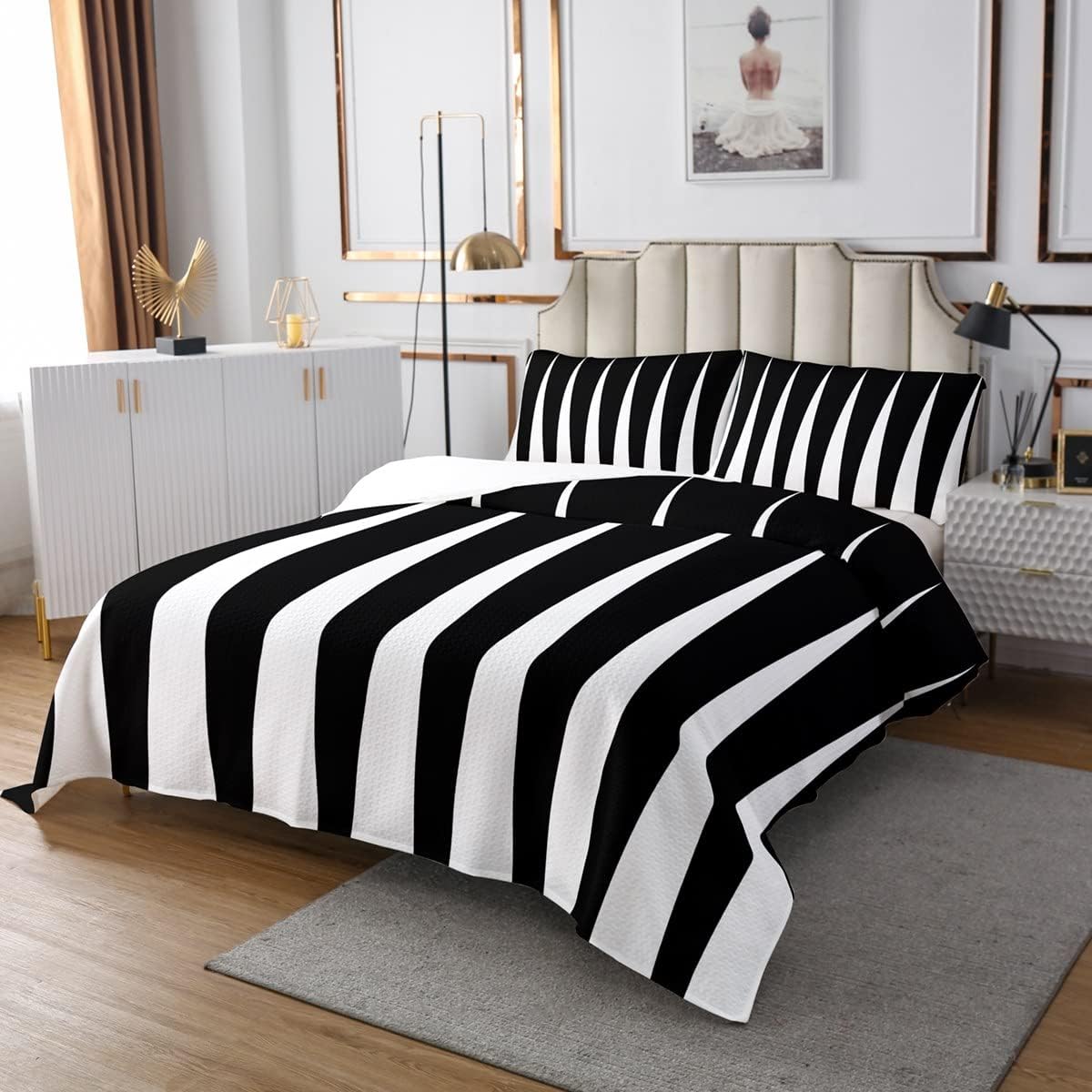 jejeloiu Black and White Triangle Bedspread Geometric Quilt Set Modern Striped Art Coverlet for Kids Boys Girls Teens Simplistic Quilted Bedroom Decor Bedroom Collection 3Pcs King Size