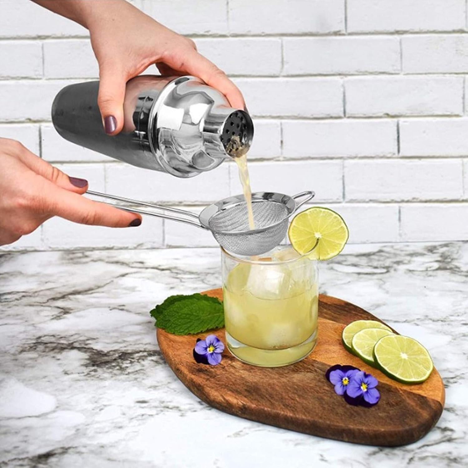 Bartender Kit Premium Stainless Steel Cocktail Making Set 6-Piece Bartender Kit Cocktail Shaker Set Bar Tools for Home Bars and Drink Making