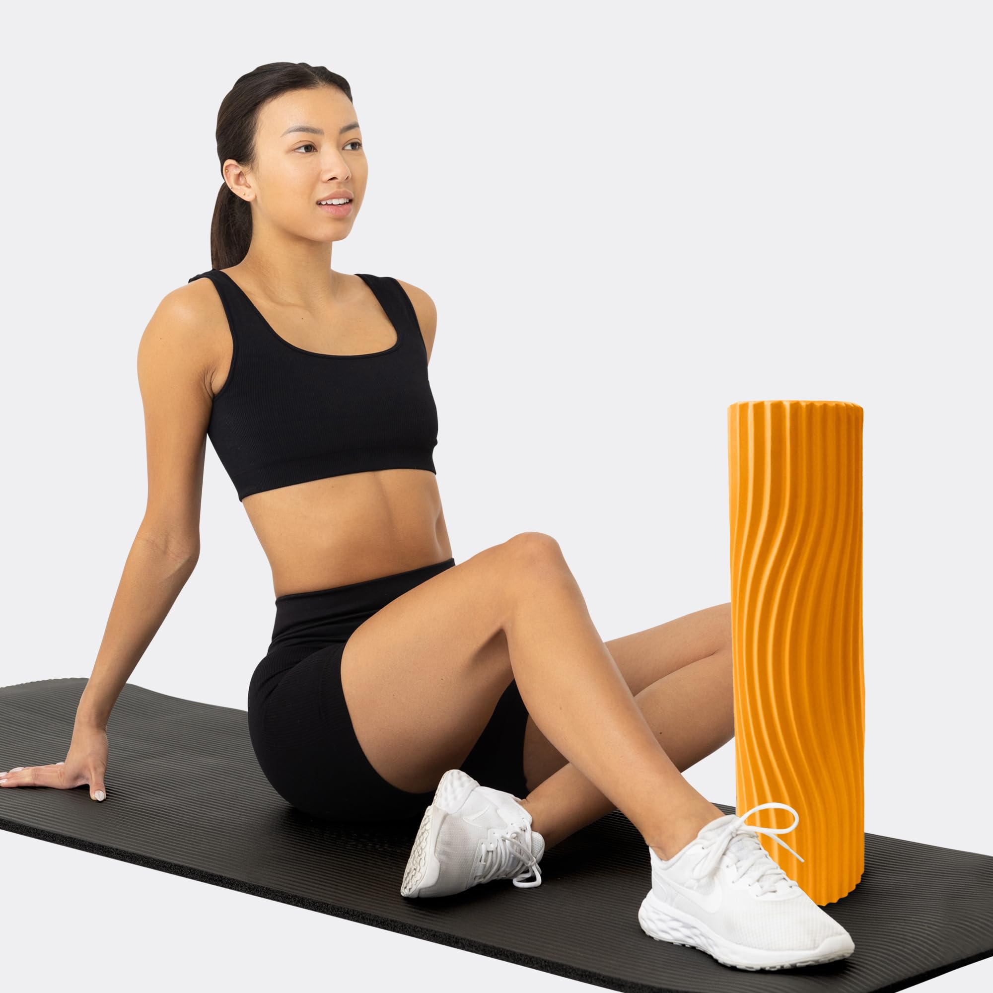 Oceanfoam Gold Tidal Roller - Rodillo ergonómico de espuma para masaje muscular miofascial de espalda con textura de onda ancha, yoga, atletismo, dolor corporal y rigidez, ejercicios de estiramiento,