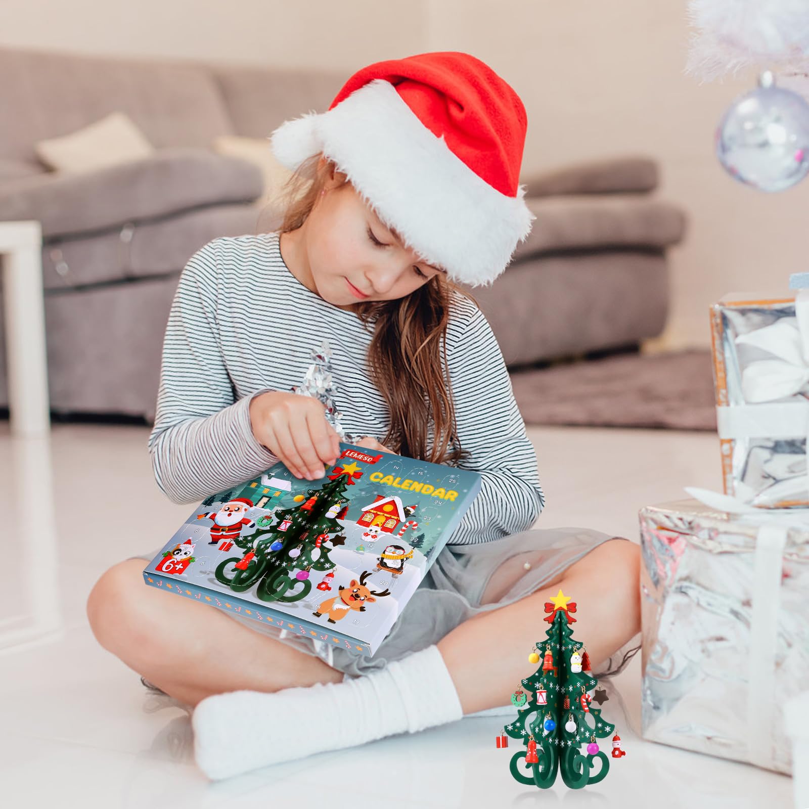 LEMESO Calendario Avvento 2025 Albero di Natale da Tavolo Piccolo Albero di Natale in Legno Calendario dell'Avvento con Miniature Pendenti Idee Regalo Natale Bambini Addobbi Natalizi